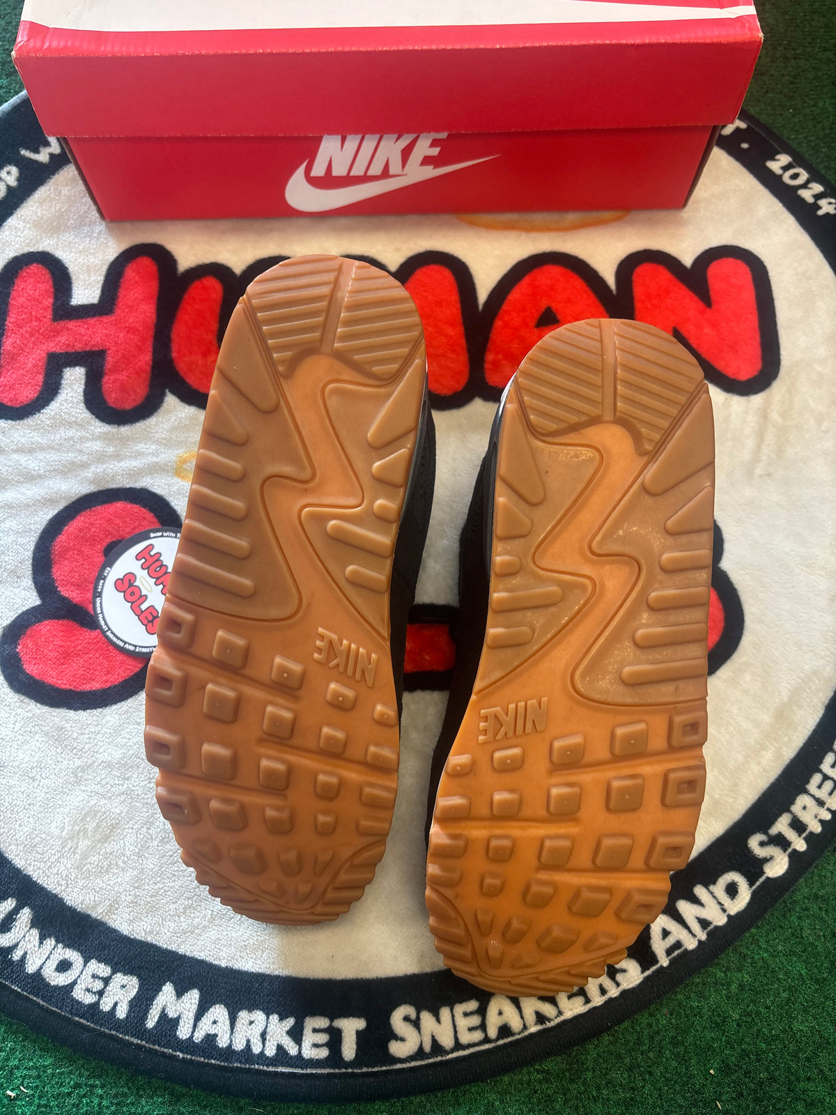 Nike Air Max 90 ‘Premium’|Size 6M/7.5W