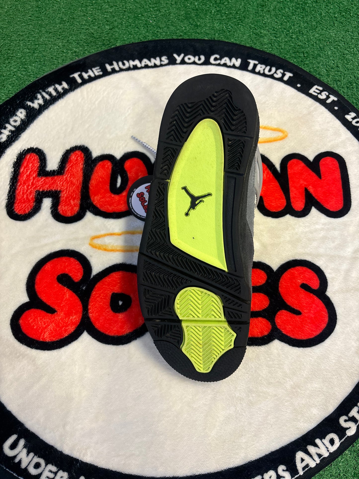 Jordan 4 ‘Neon’|Size 8.5M/10W