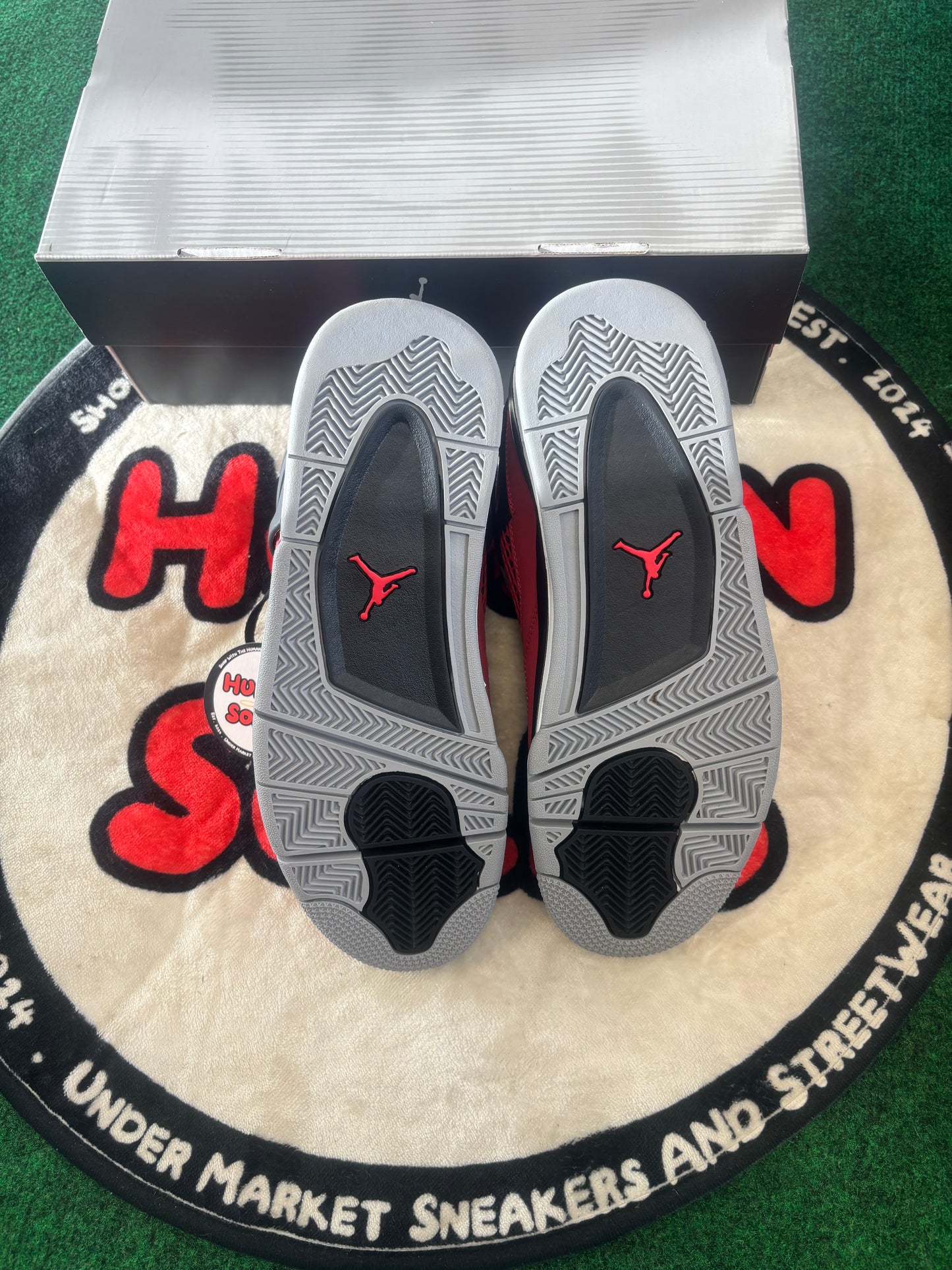 Jordan 4 ‘Toro Bravo’|Size 10M