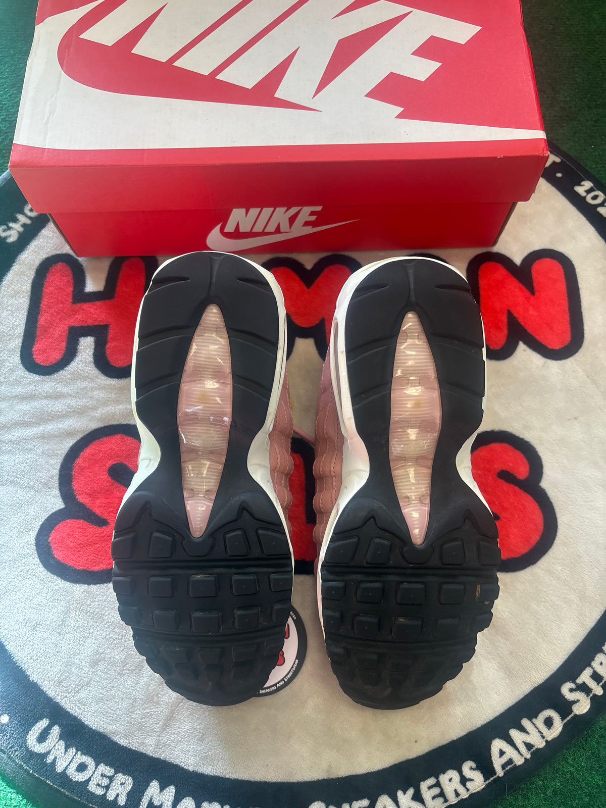 Nike Air Max 90 ‘Pink’|Size 5.5M/7W