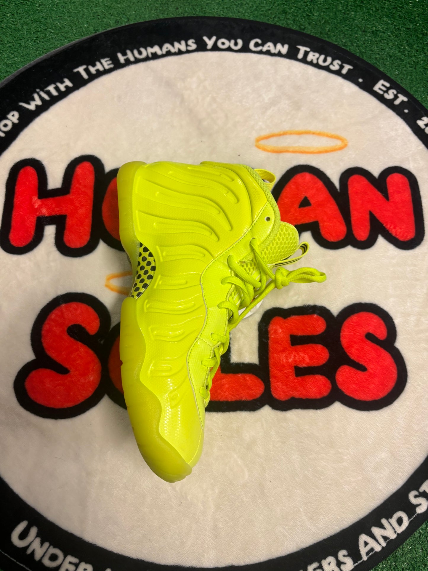 Nike Air Foamposite Pro ‘Volt’|Size 6.5M/8W
