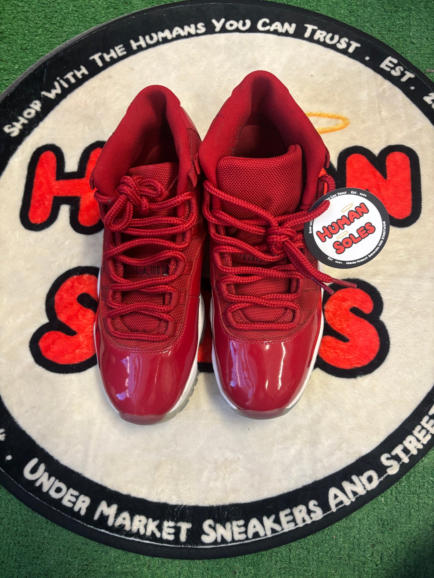Jordan 11 ‘Win Like 96’|Size 8.5M/10W