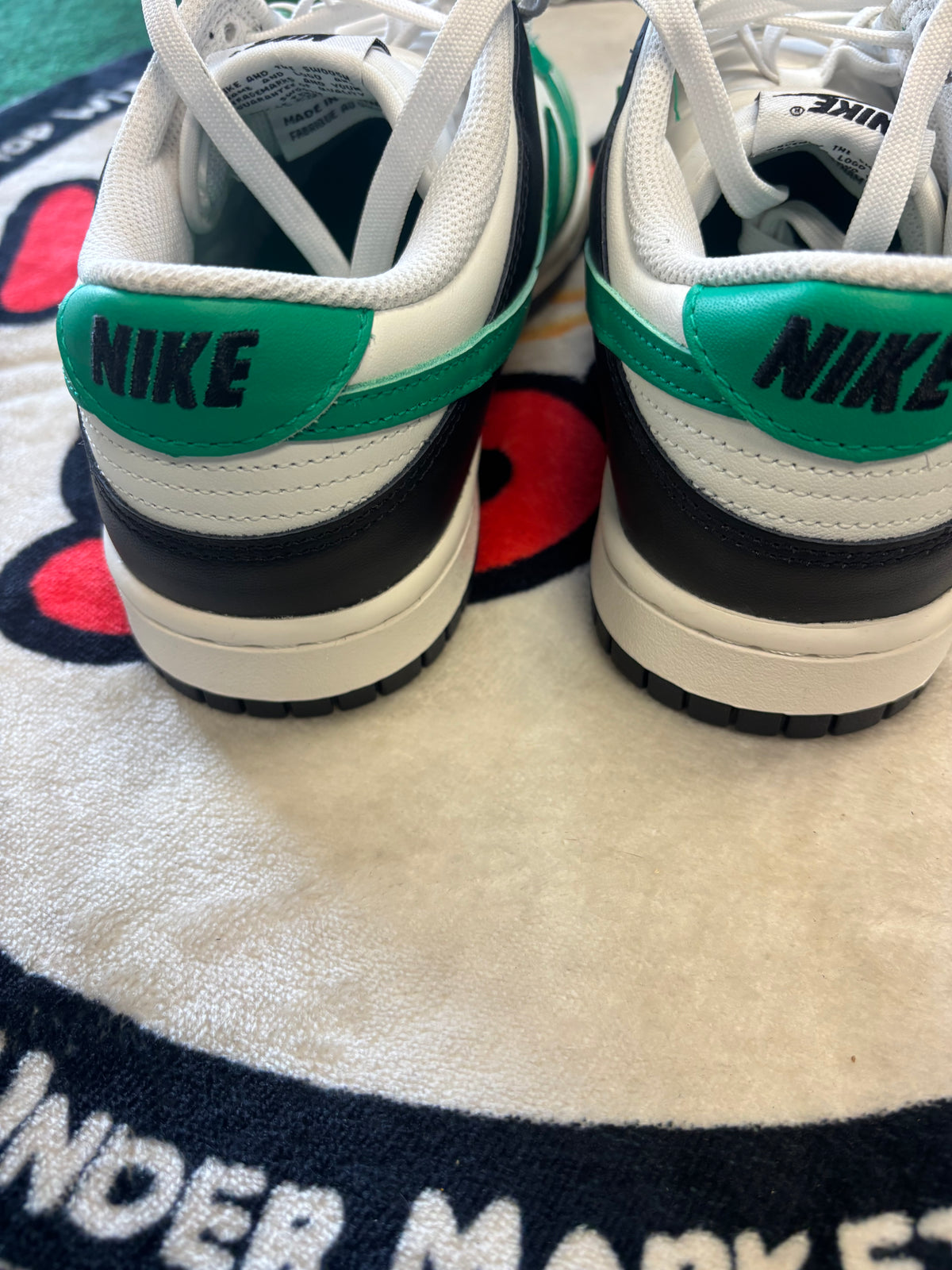 Dunk Low ‘Celtics’|Size 8.5M/10W