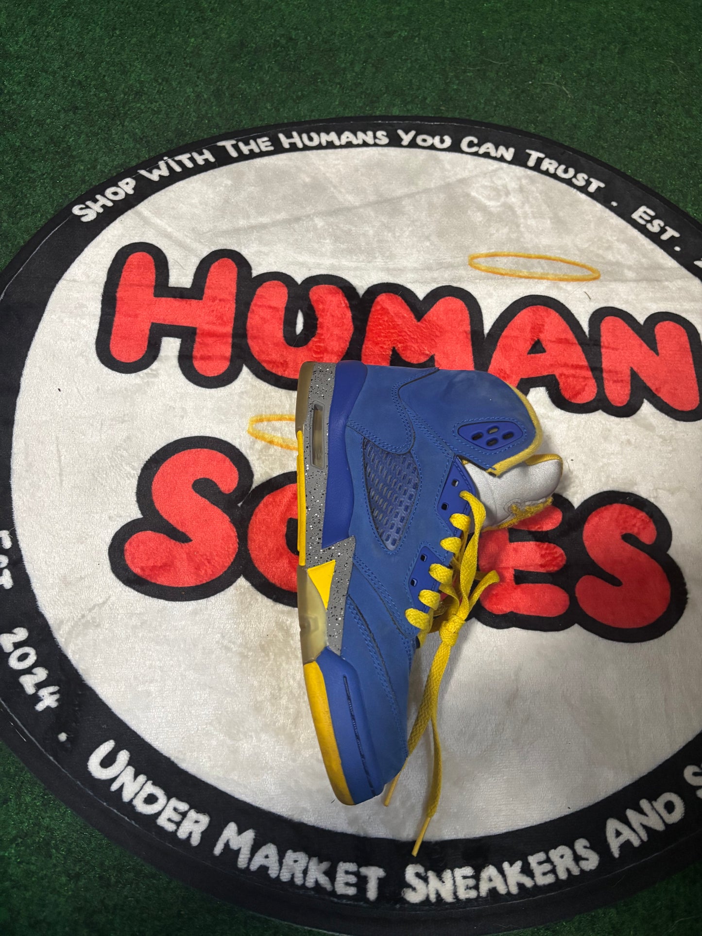 Air Jordan 5 'Laney'|Size 5M/6.5W