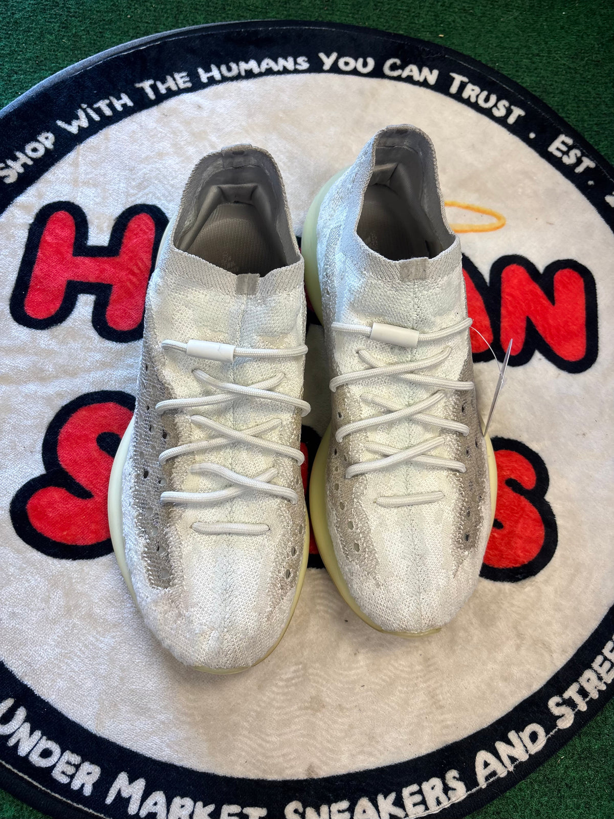 Yeezy Boost 380 ‘Calcite Glow’|Size 11M