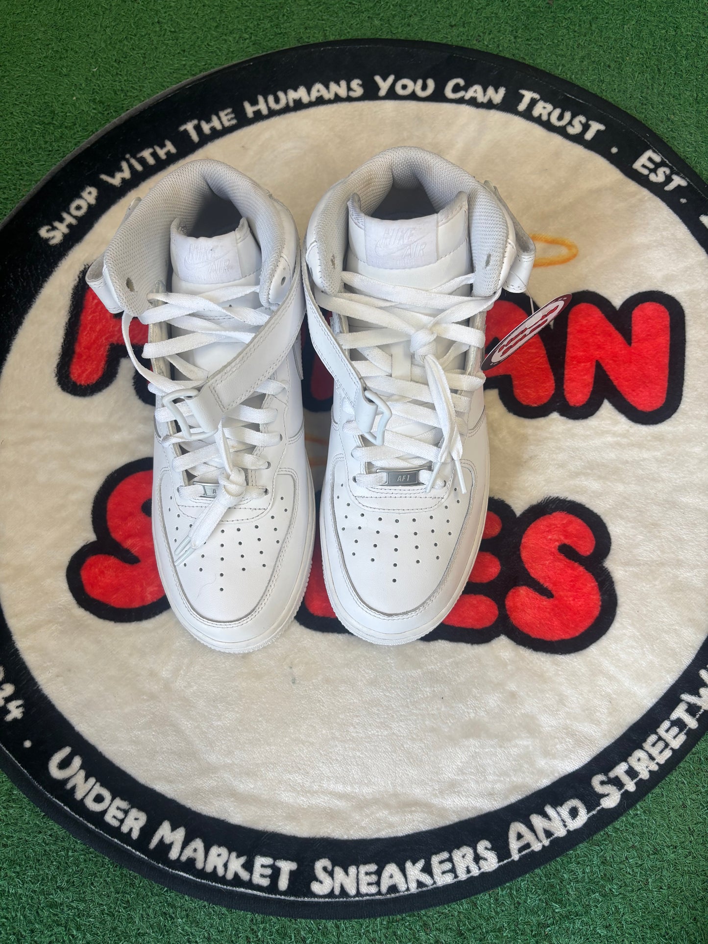 Nike Air Force One Mid ‘Triple White’|Size 8.5M/10W