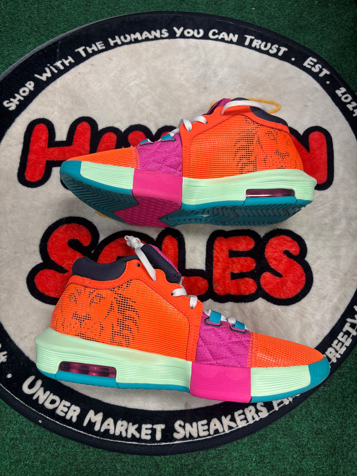 Nike LeBron Witness 8 ‘Orange Laser Fuchsia’|Size 8.5M/10W