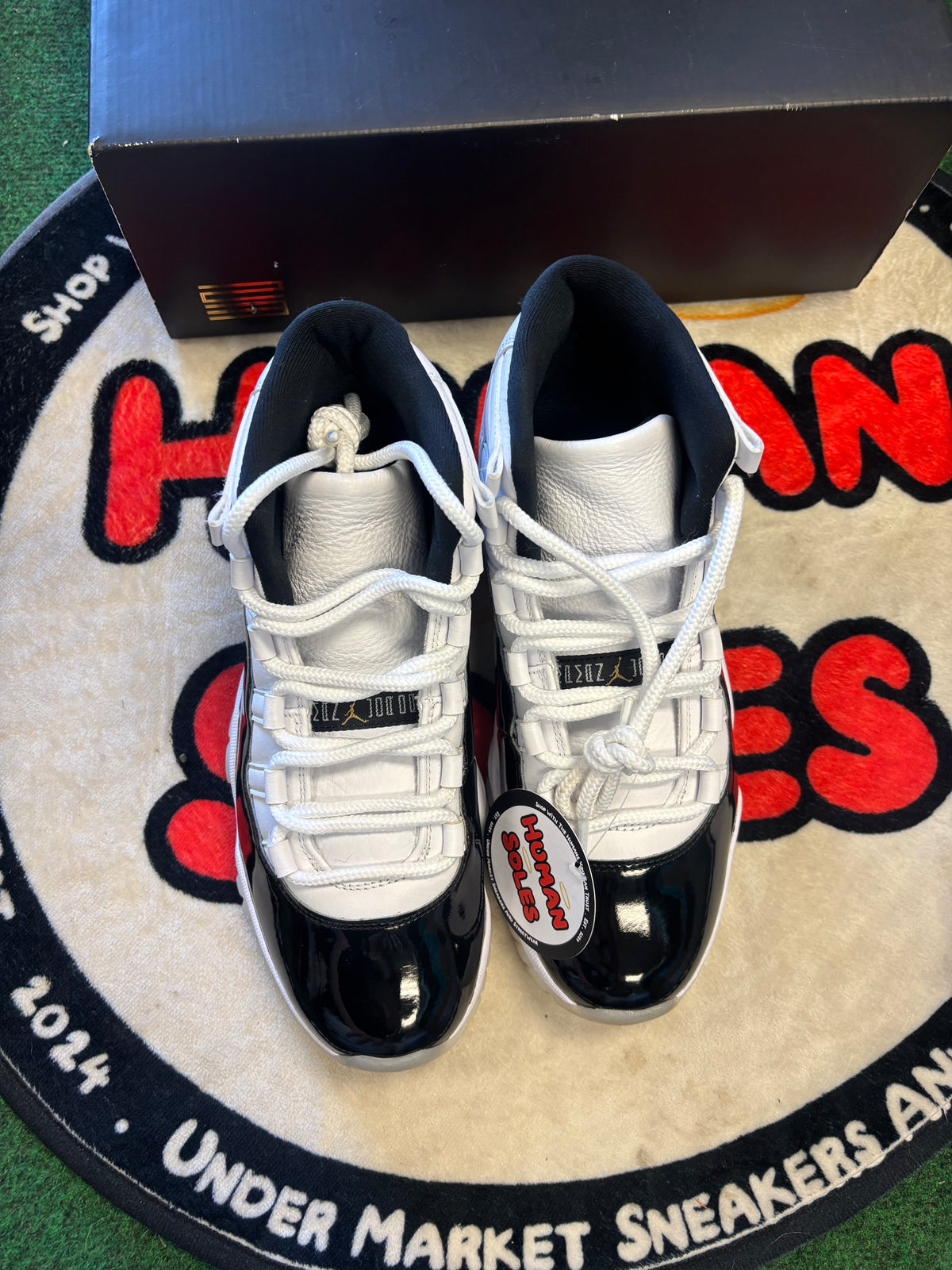 Jordan 11 High ‘Gratitude’|Size 7M/8.5W