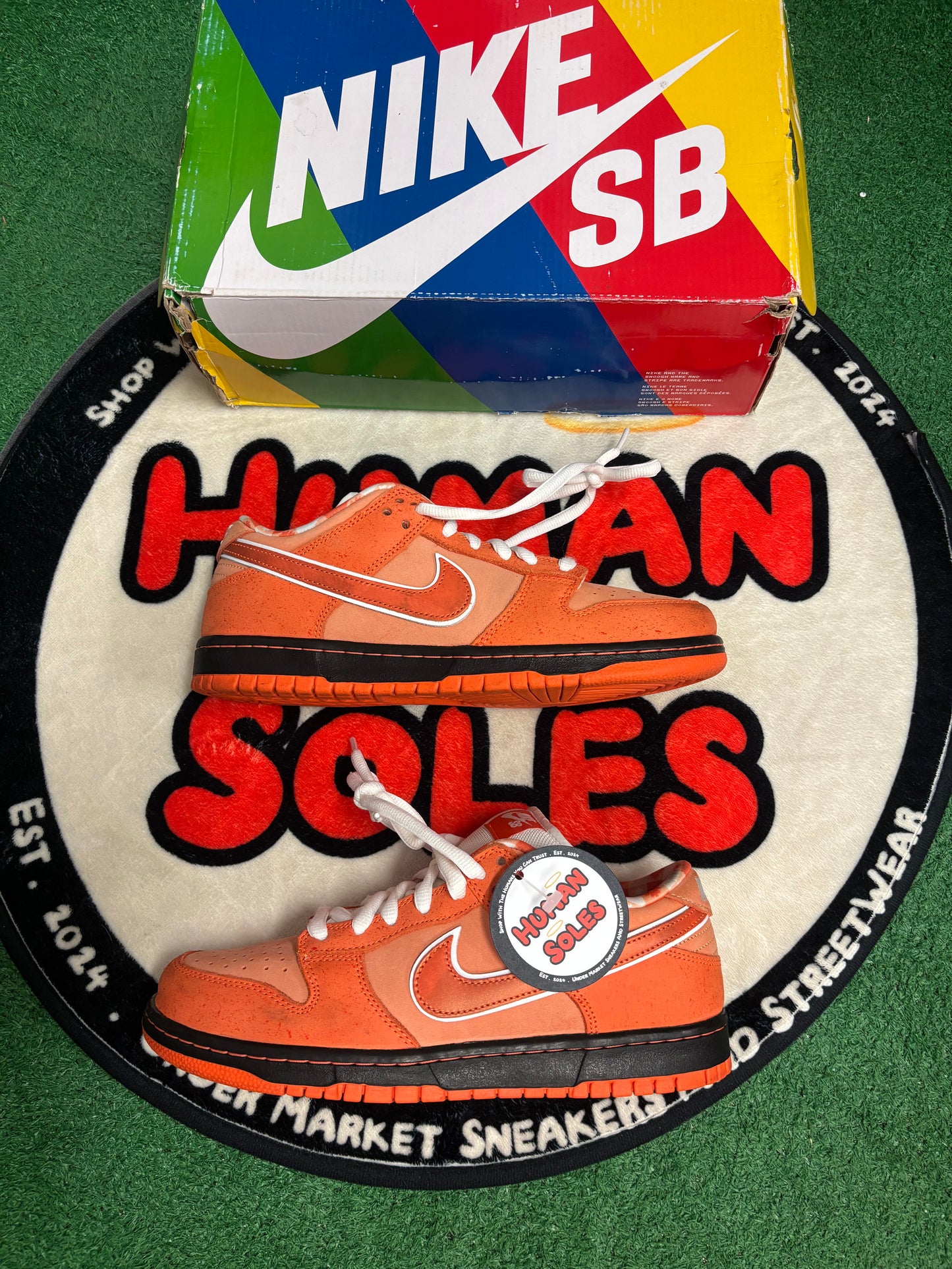 Nike SB Dunk Low ‘Orange Lobster’|Size 8.5M/10W