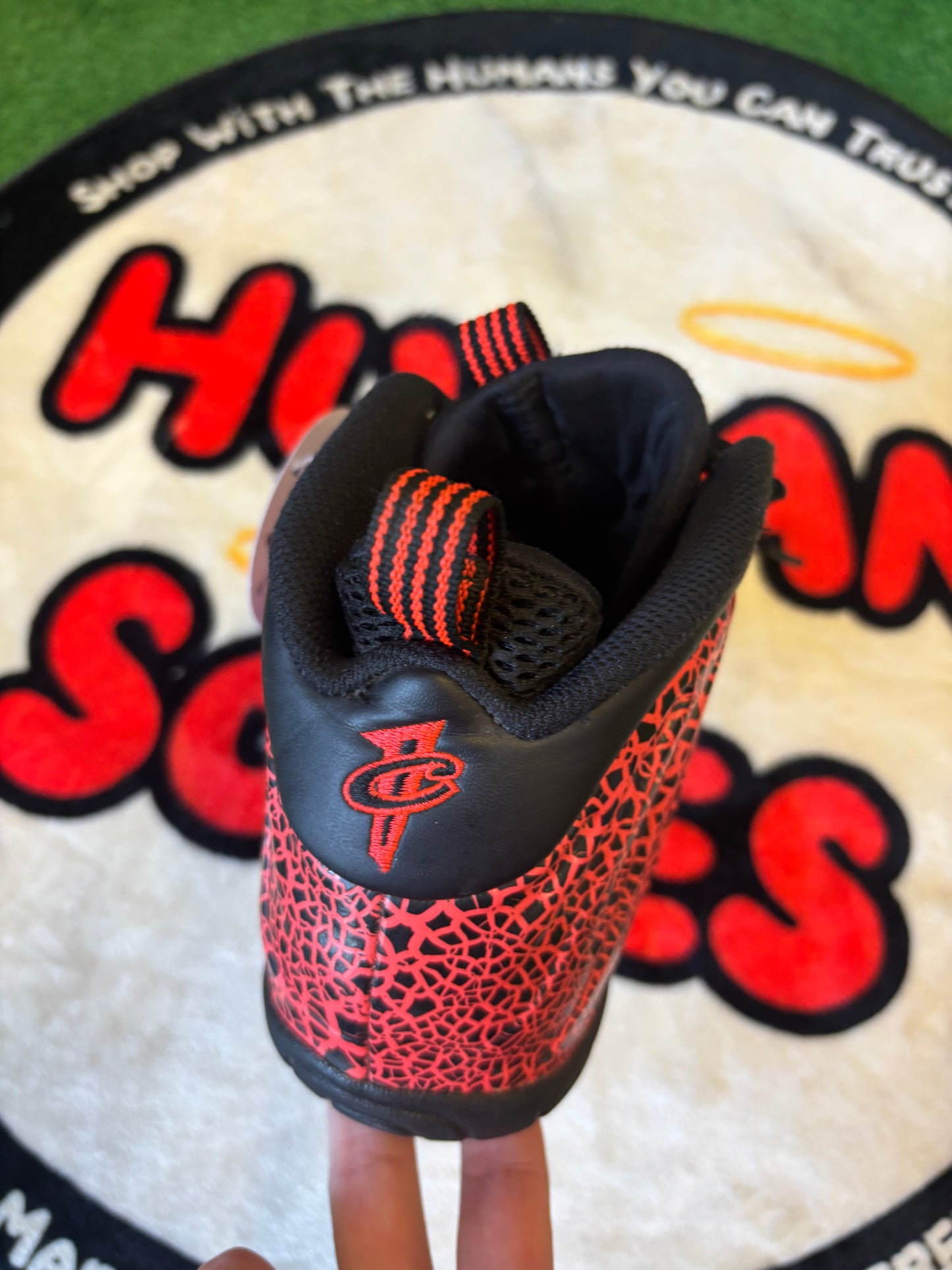 Nike Foamposite ‘Cracked Lava’|Size 6M/7.5W