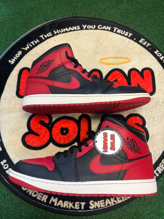 Jordan 1 Mid ‘Banned’|Size 15M