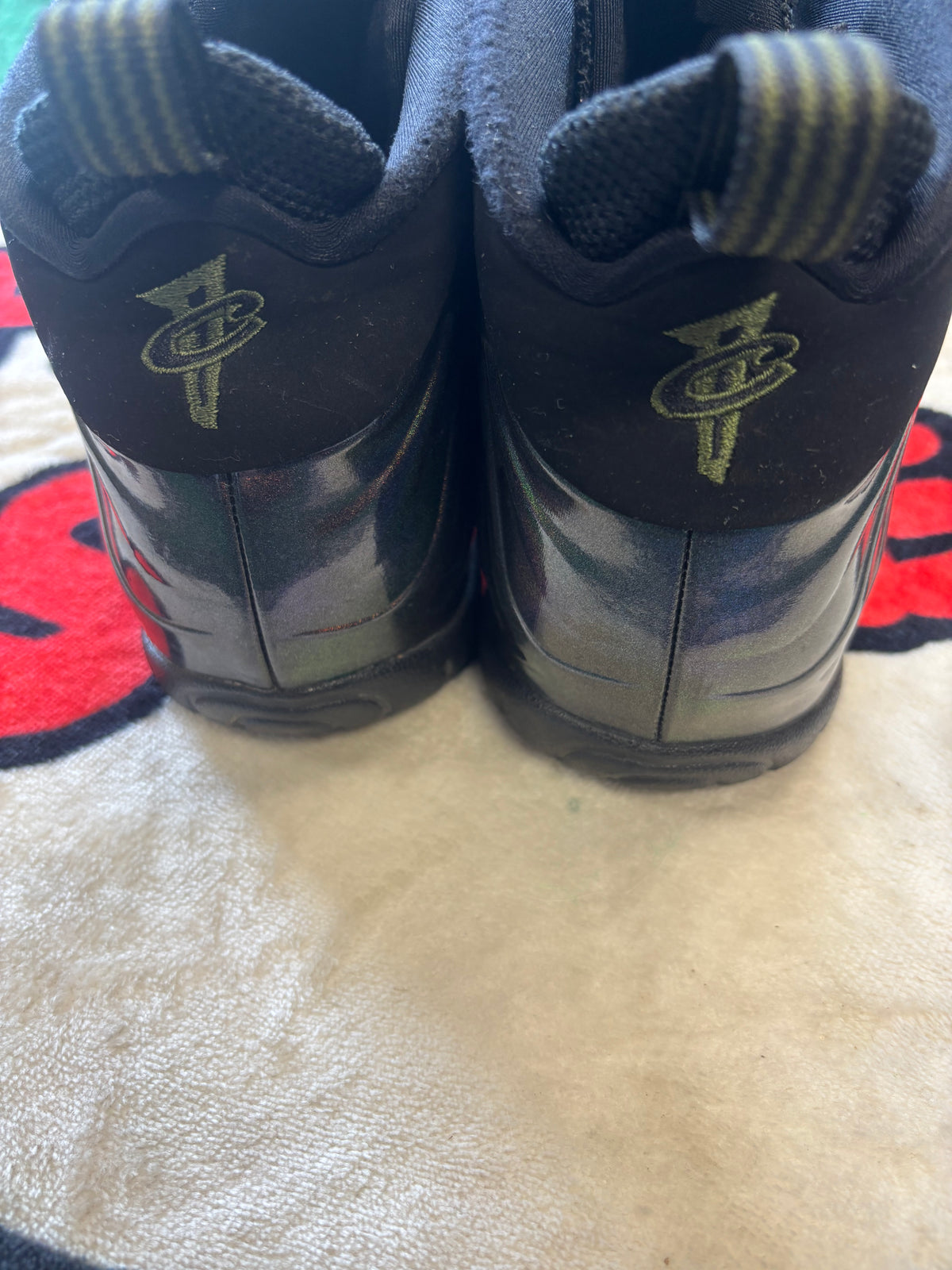 Nike Foamposite ‘Legion Green’|Size 7M/8.5W