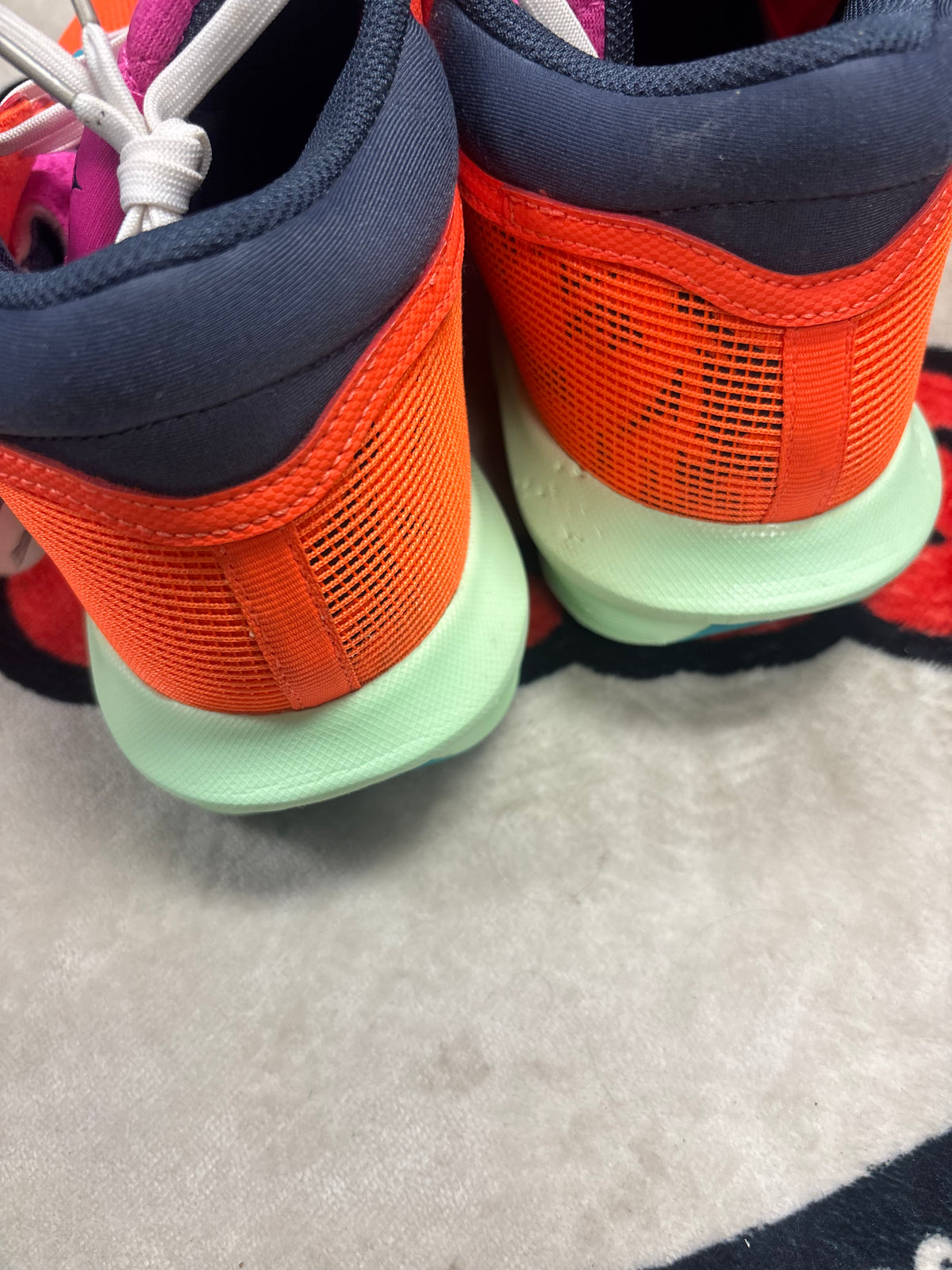 Nike LeBron Witness 8 ‘Orange Laser Fuchsia’|Size 8.5M/10W
