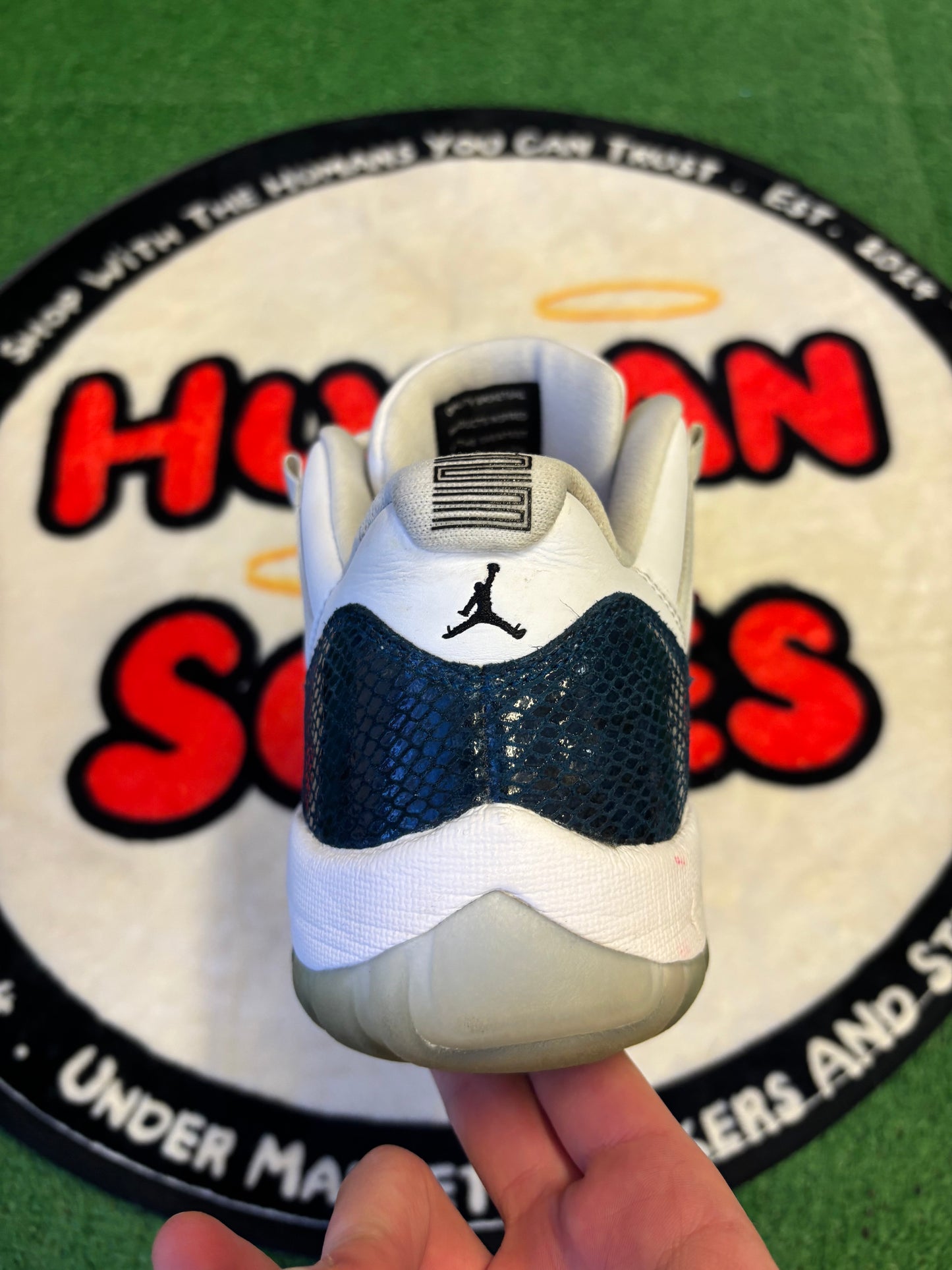 Jordan 11 Low ‘SnakeSkin’|Size 10M