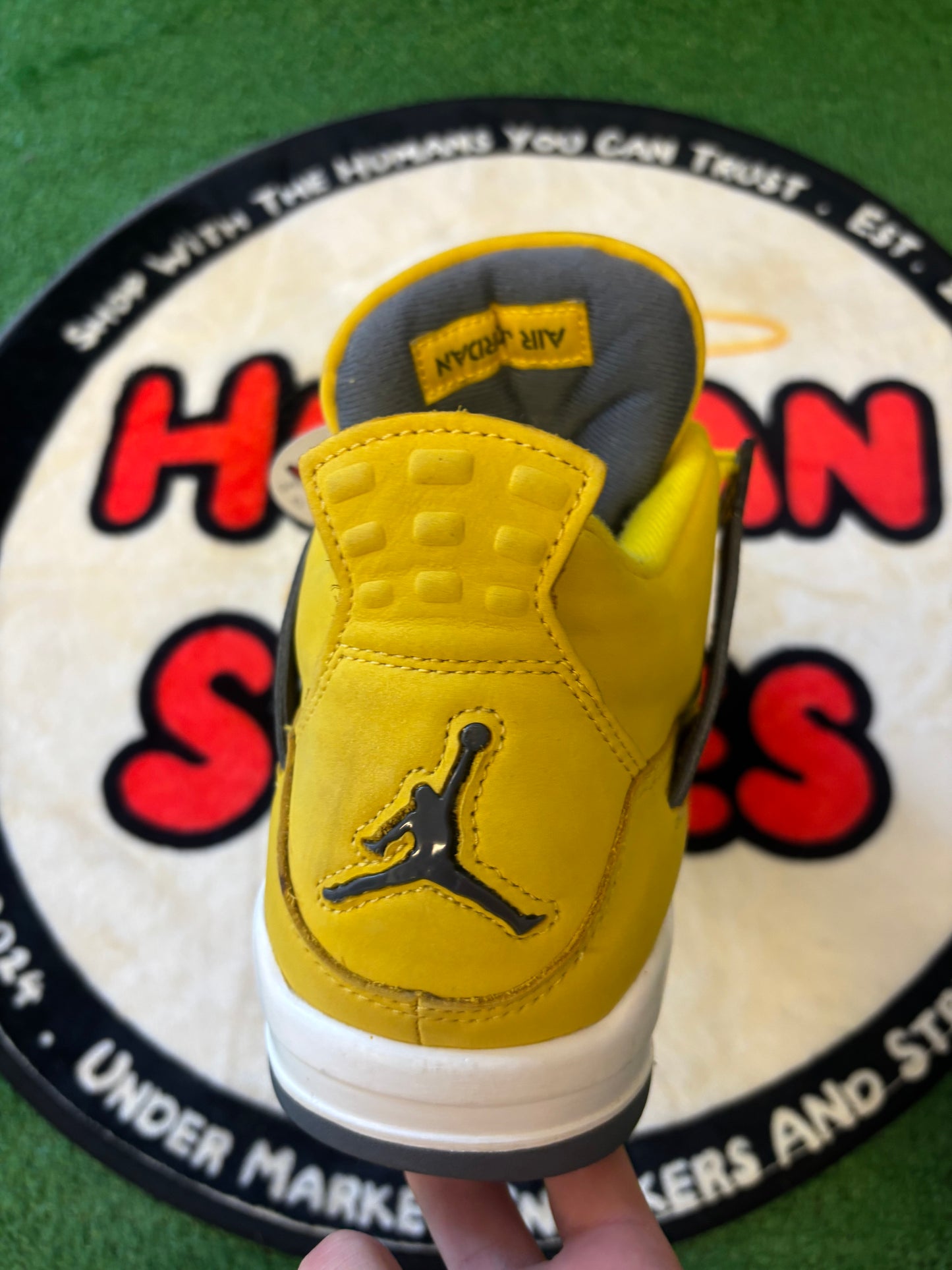 Jordan 4 ‘Lighting’|Size 13M