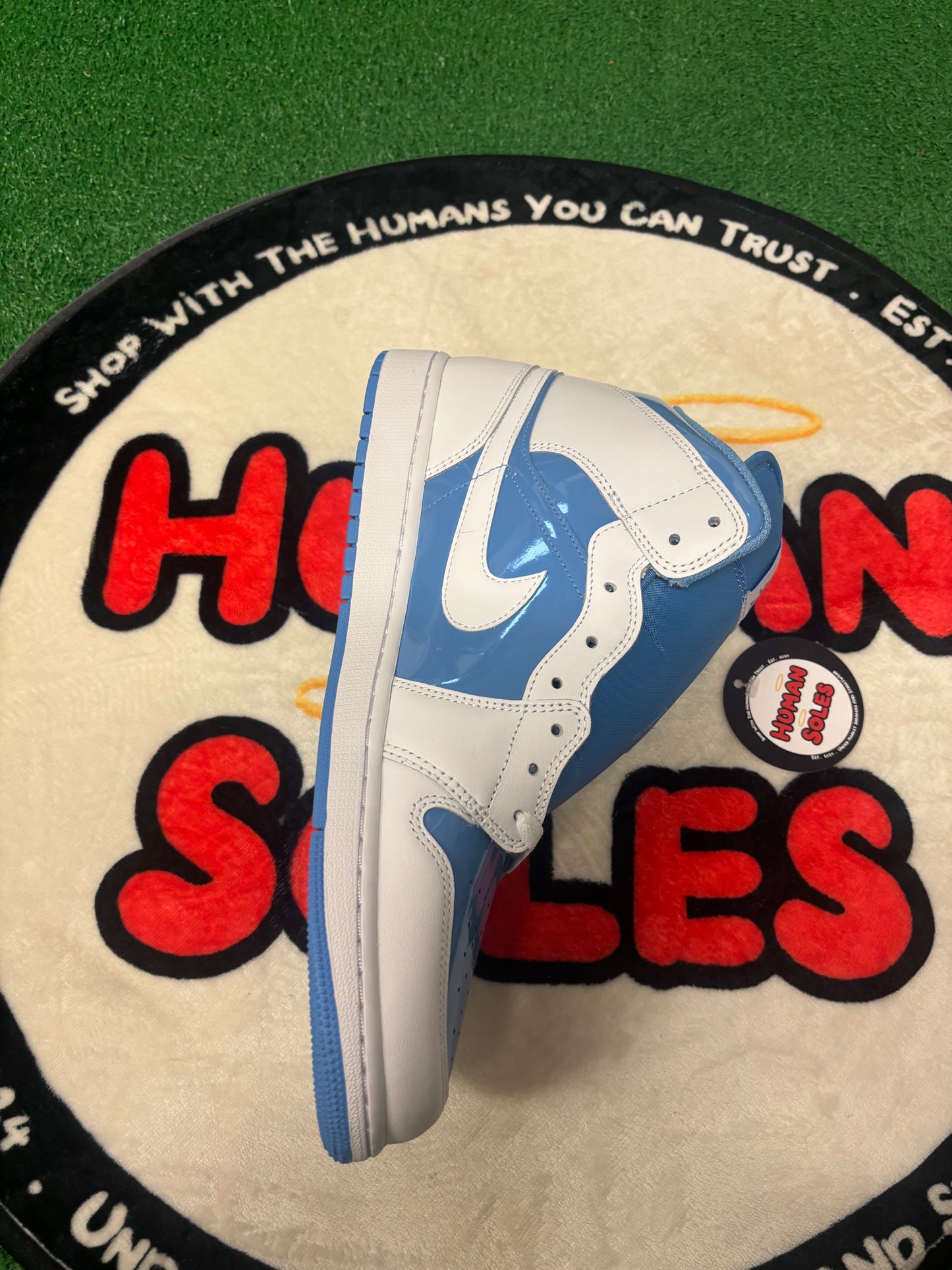 Jordan 1 Mid ‘Legend Blue’|Size 13M
