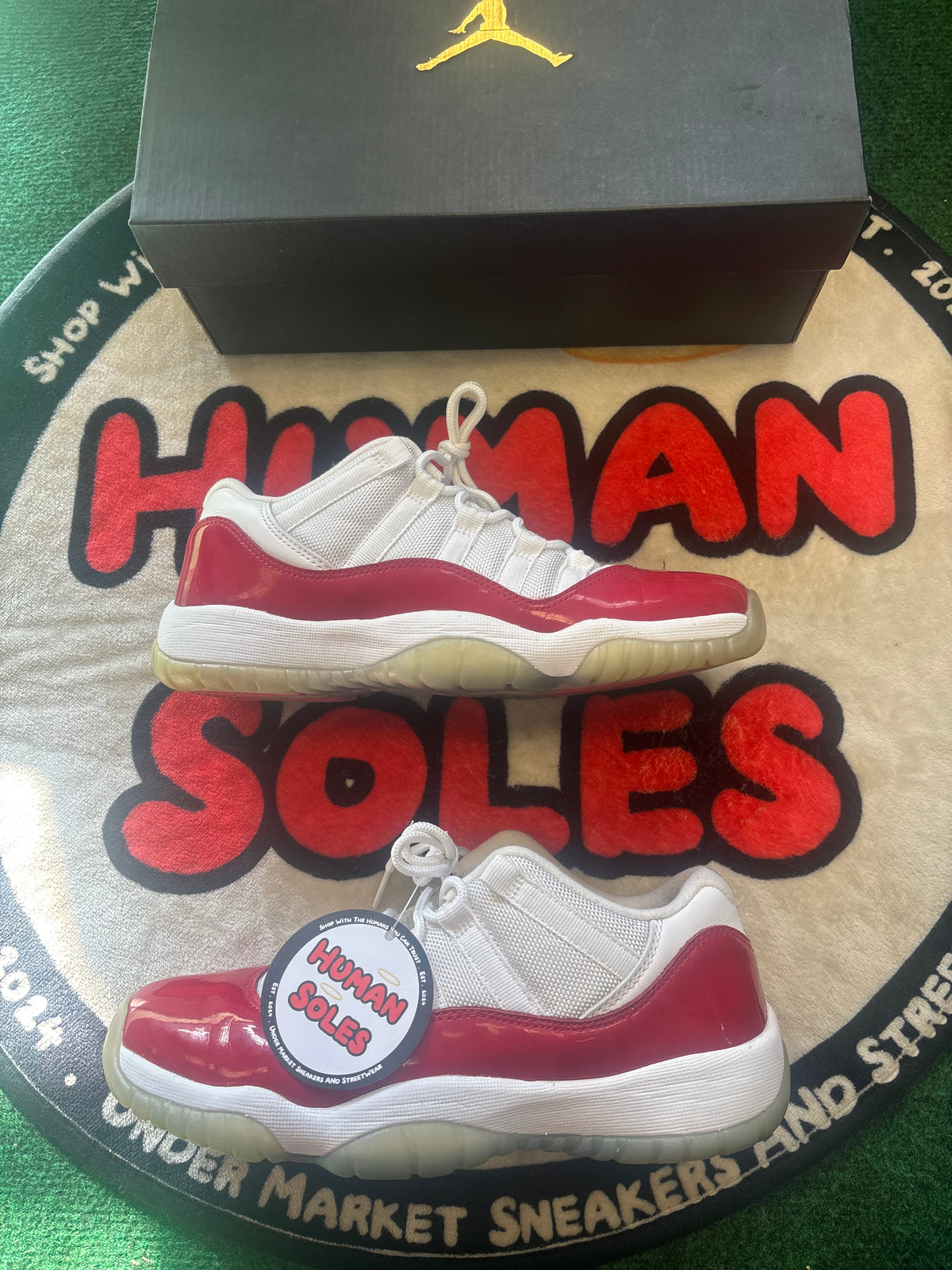 Jordan 11 ‘Cherry’|Size 6M/7.5W
