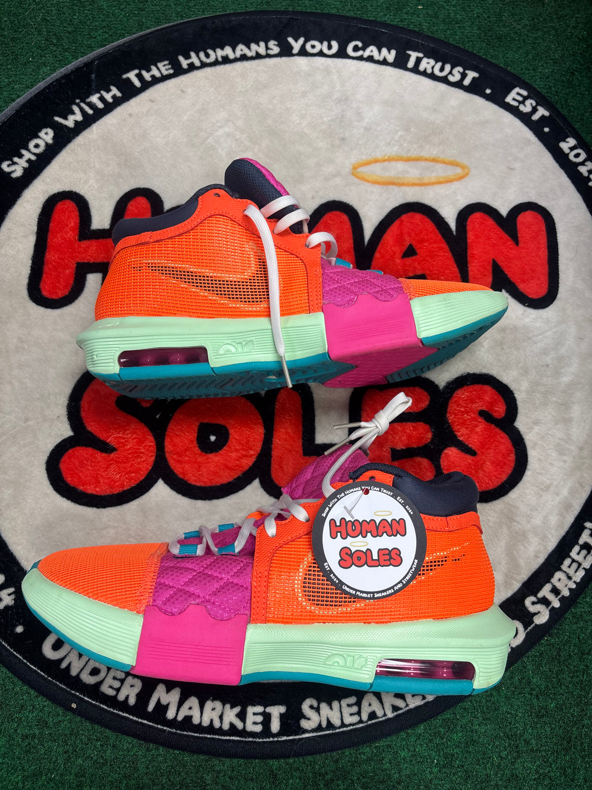 Nike LeBron Witness 8 ‘Orange Laser Fuchsia’|Size 8.5M/10W