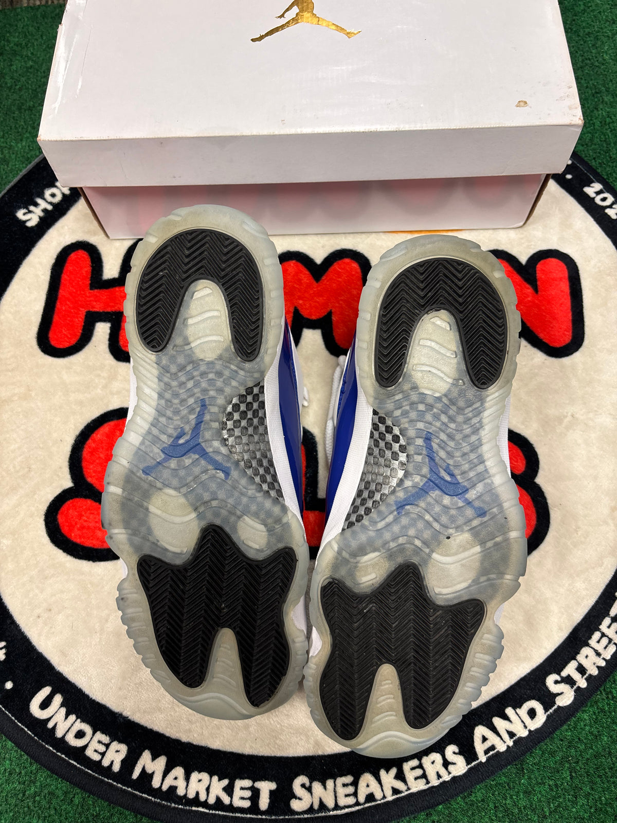 Jordan 11 Low ‘White Concord’|Size 10.5M