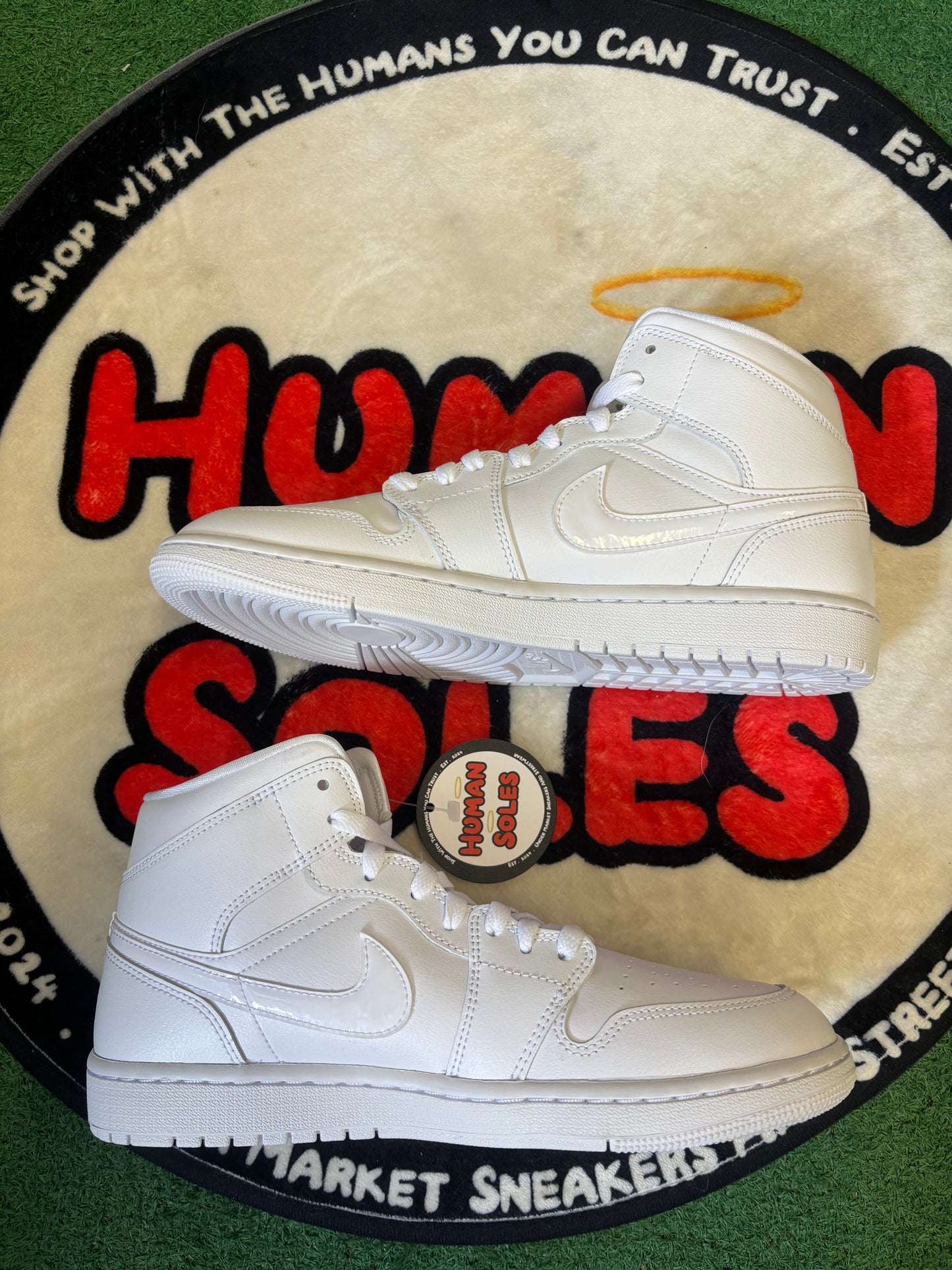 Jordan 1 Mid ‘Triple White’|Size 9.5M/11W