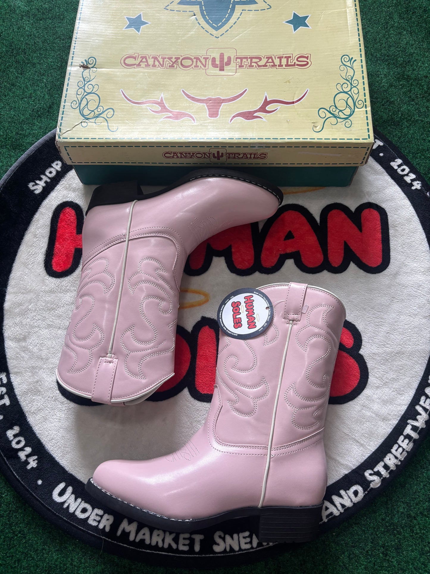 Canyon Trails Boots ‘Pink’|Size 2M/3.5W