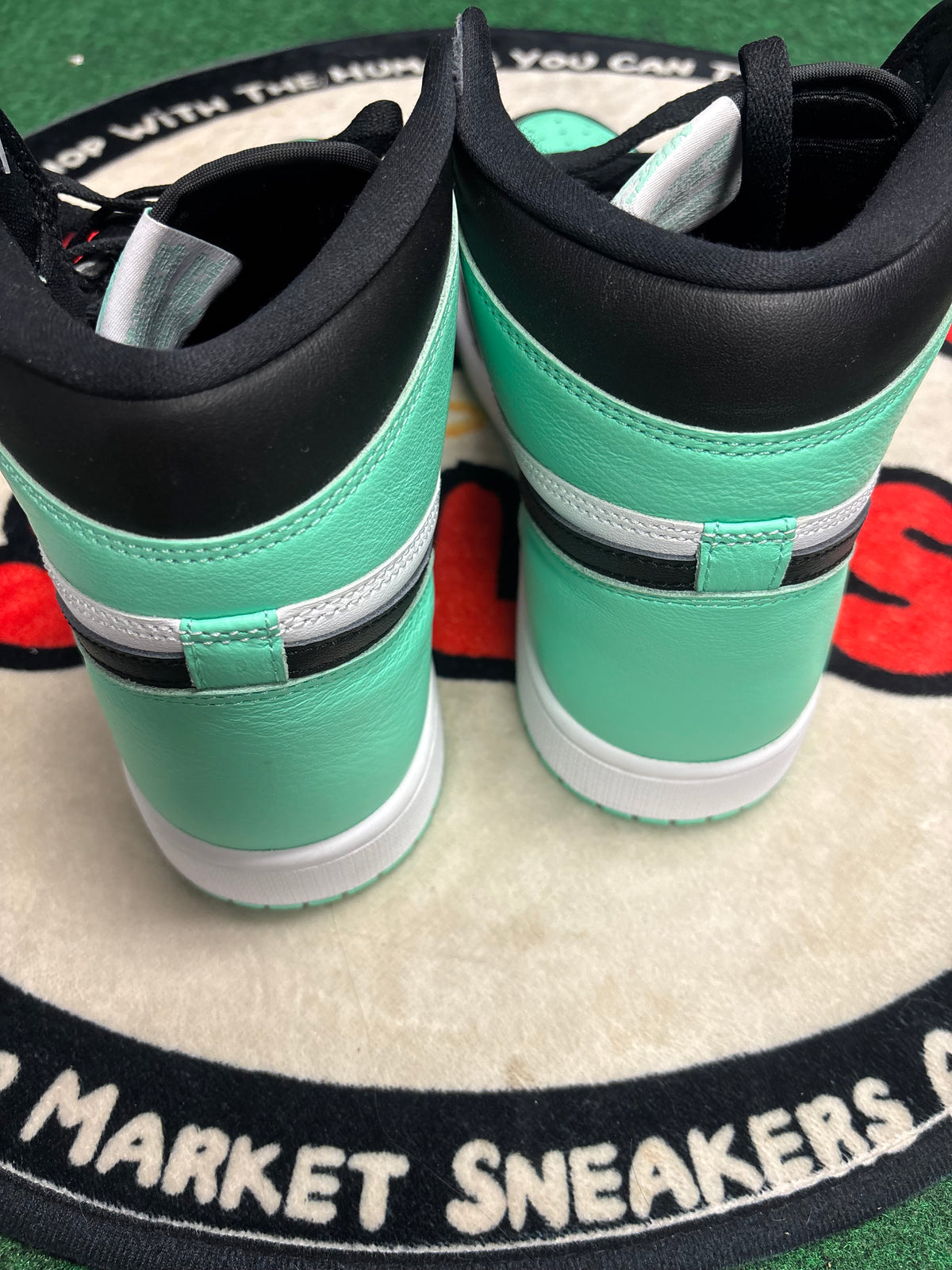 Jordan 1 High ‘Green Glow’|Size 12M