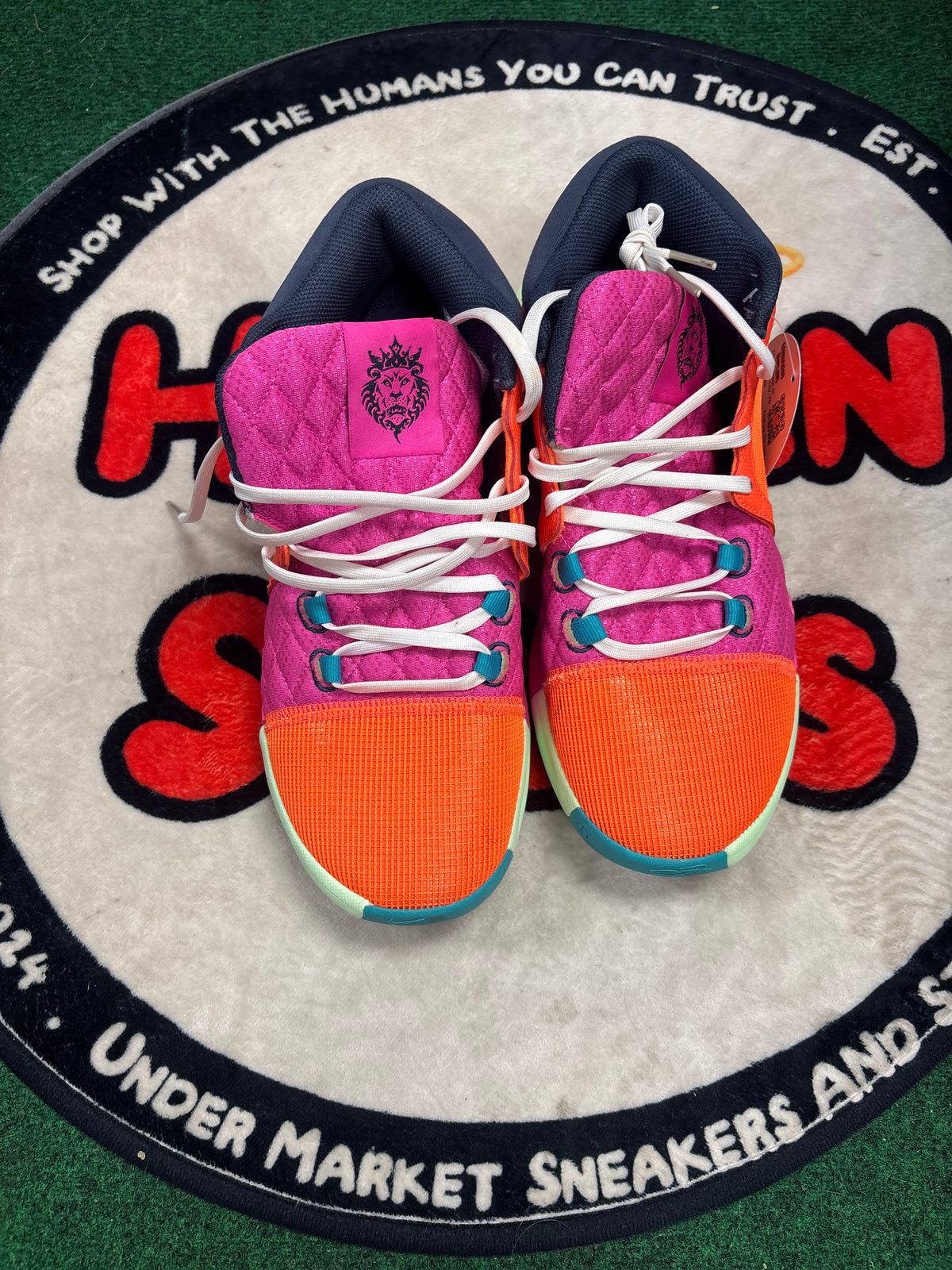 Nike LeBron Witness 8 ‘Orange Laser Fuchsia’|Size 8.5M/10W
