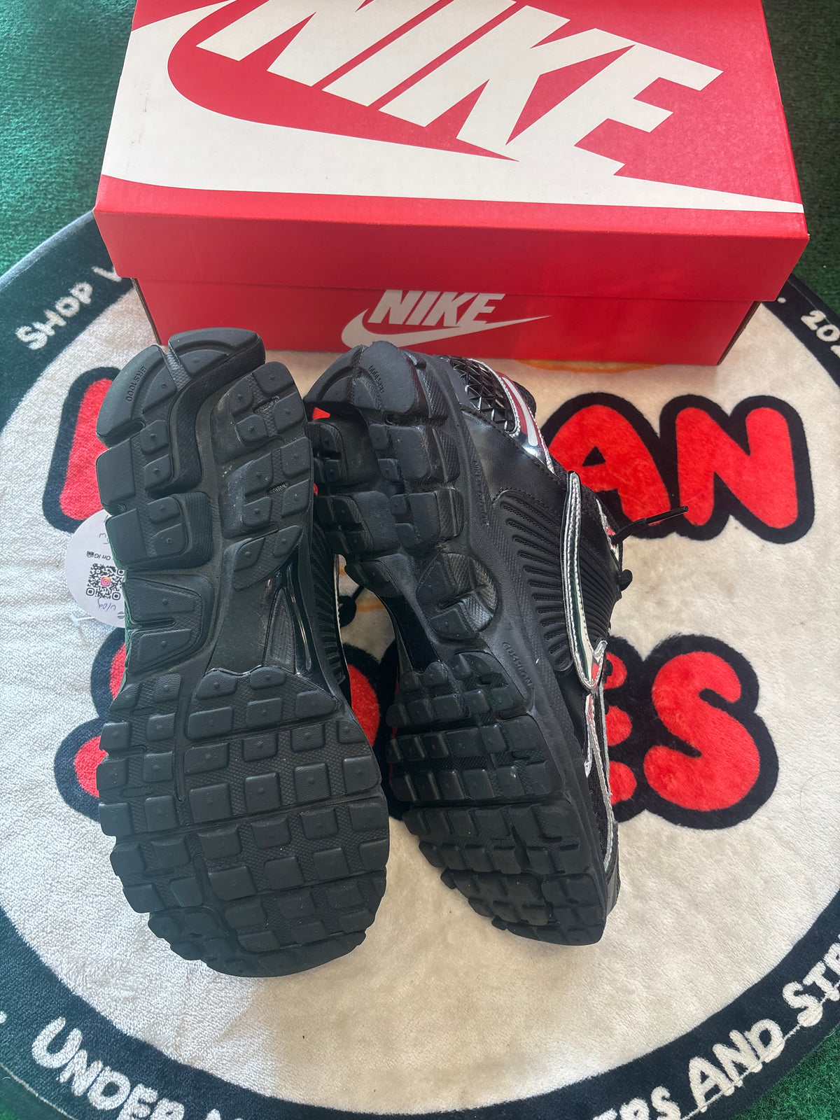 Nike Vomero 5 ‘Chrome’|Size 7M/8.5W