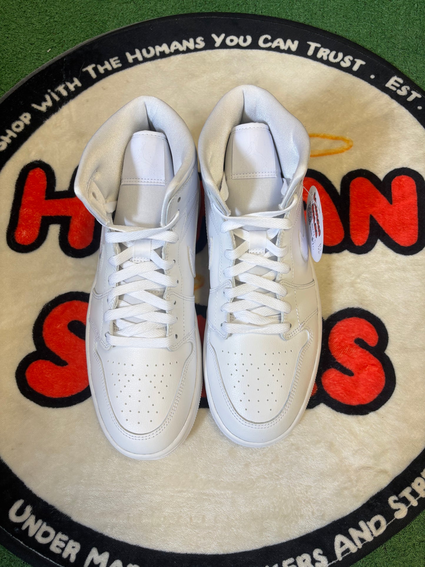 Jordan 1 Mid ‘Triple White’|Size 9.5M/11W
