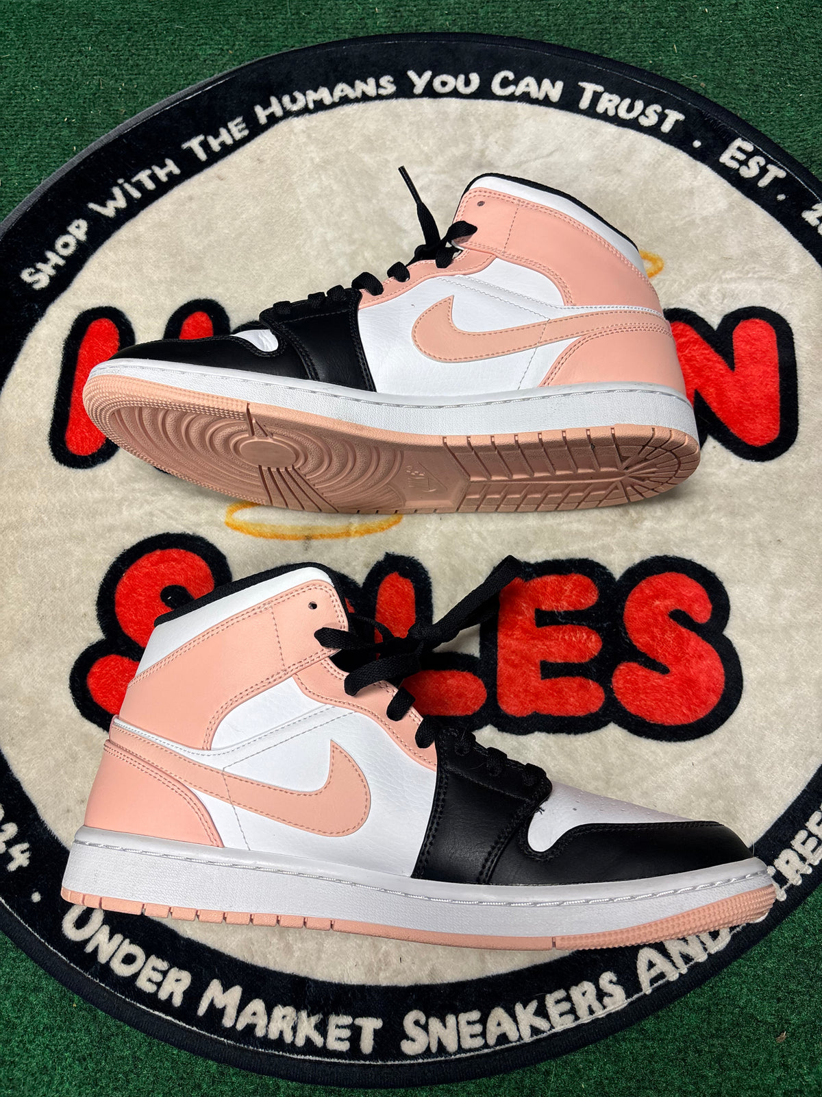Jordan 1 Mid ‘Arctic Pink’|Size 10.5M