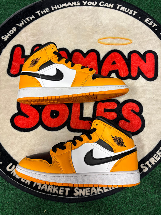 Jordan 1 Mid ‘Pollen’|Size 7M/8.5W
