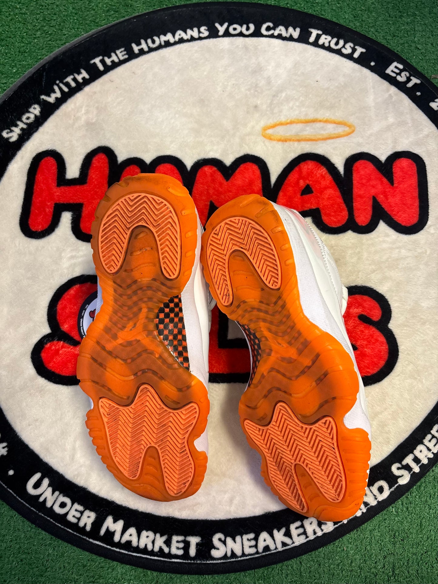 Jordan 11 Low ‘Citrus’|Size 6.5M/8W