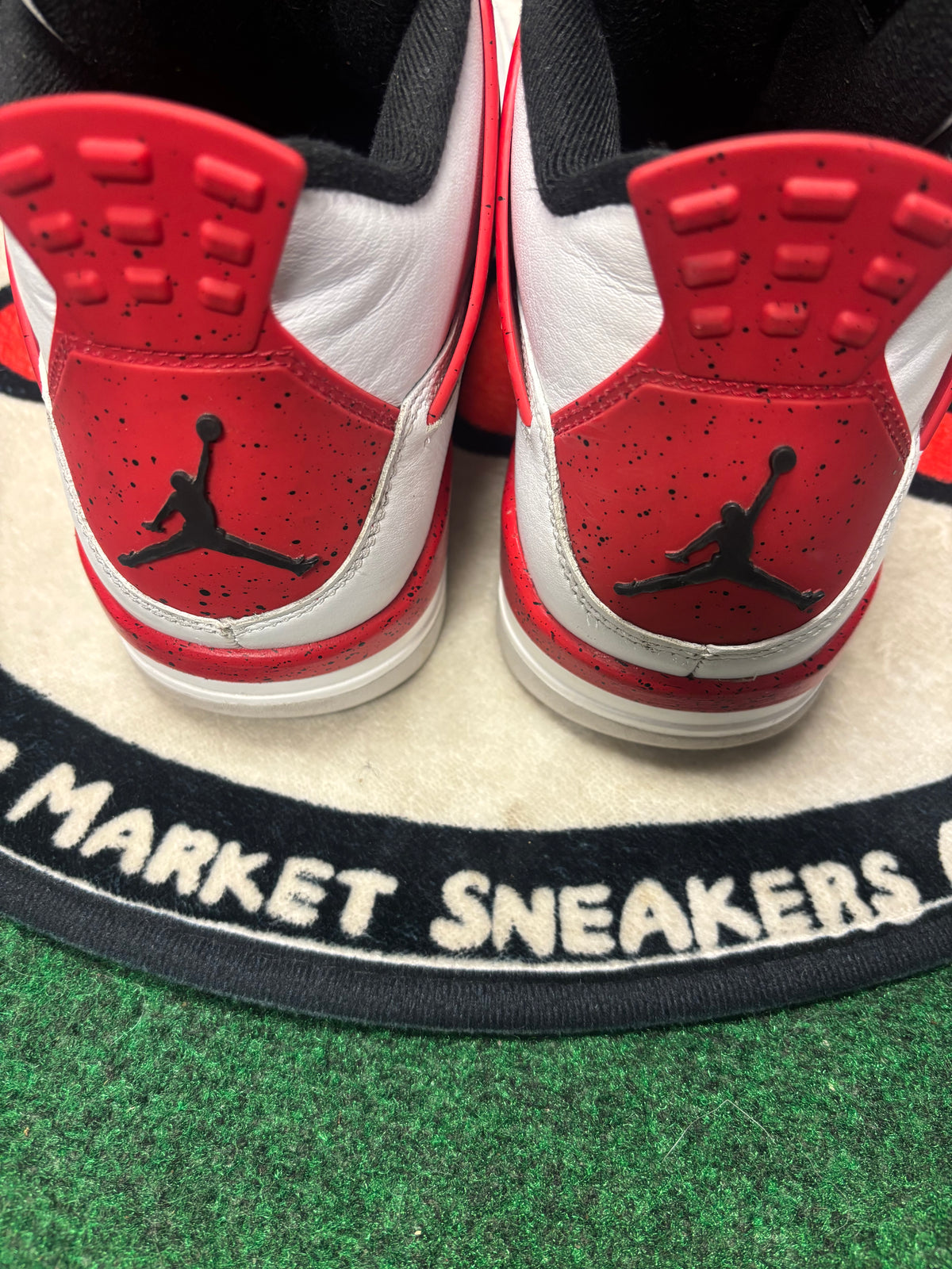 Jordan 4 ‘Red Cement’|Size 11M