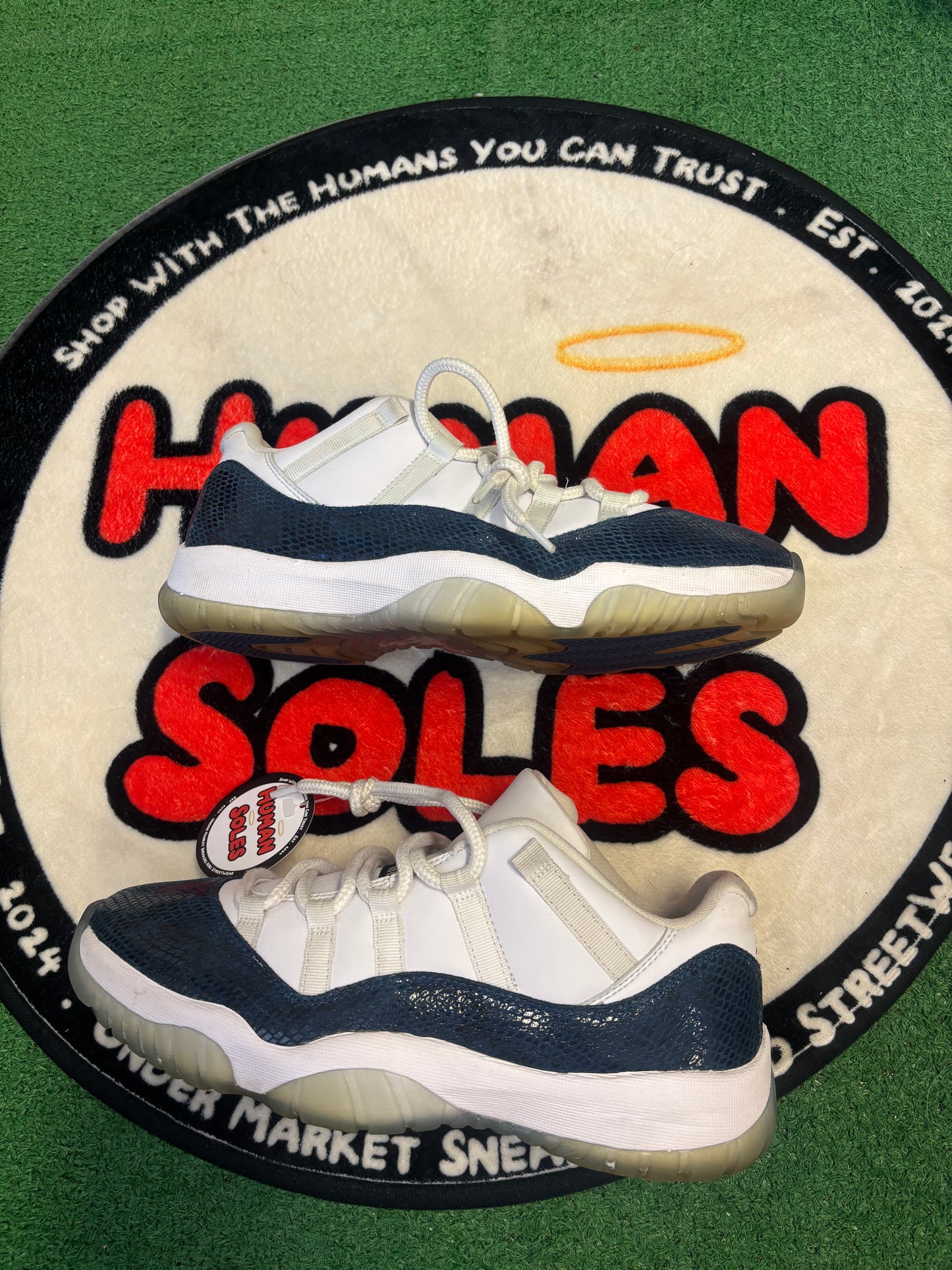 Jordan 11 Low ‘SnakeSkin’|Size 10M