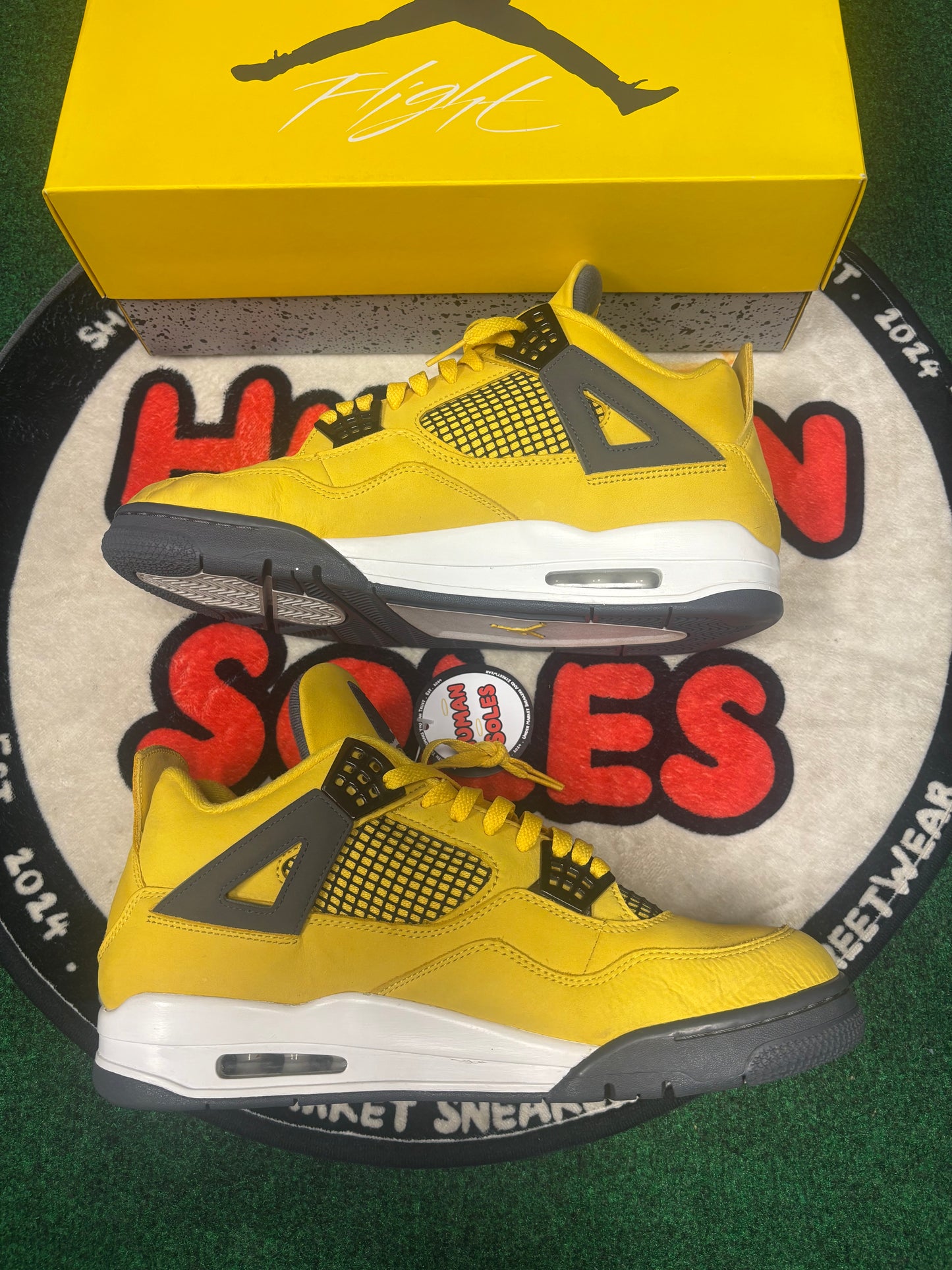 Jordan 4 ‘Lighting’|Size 13M