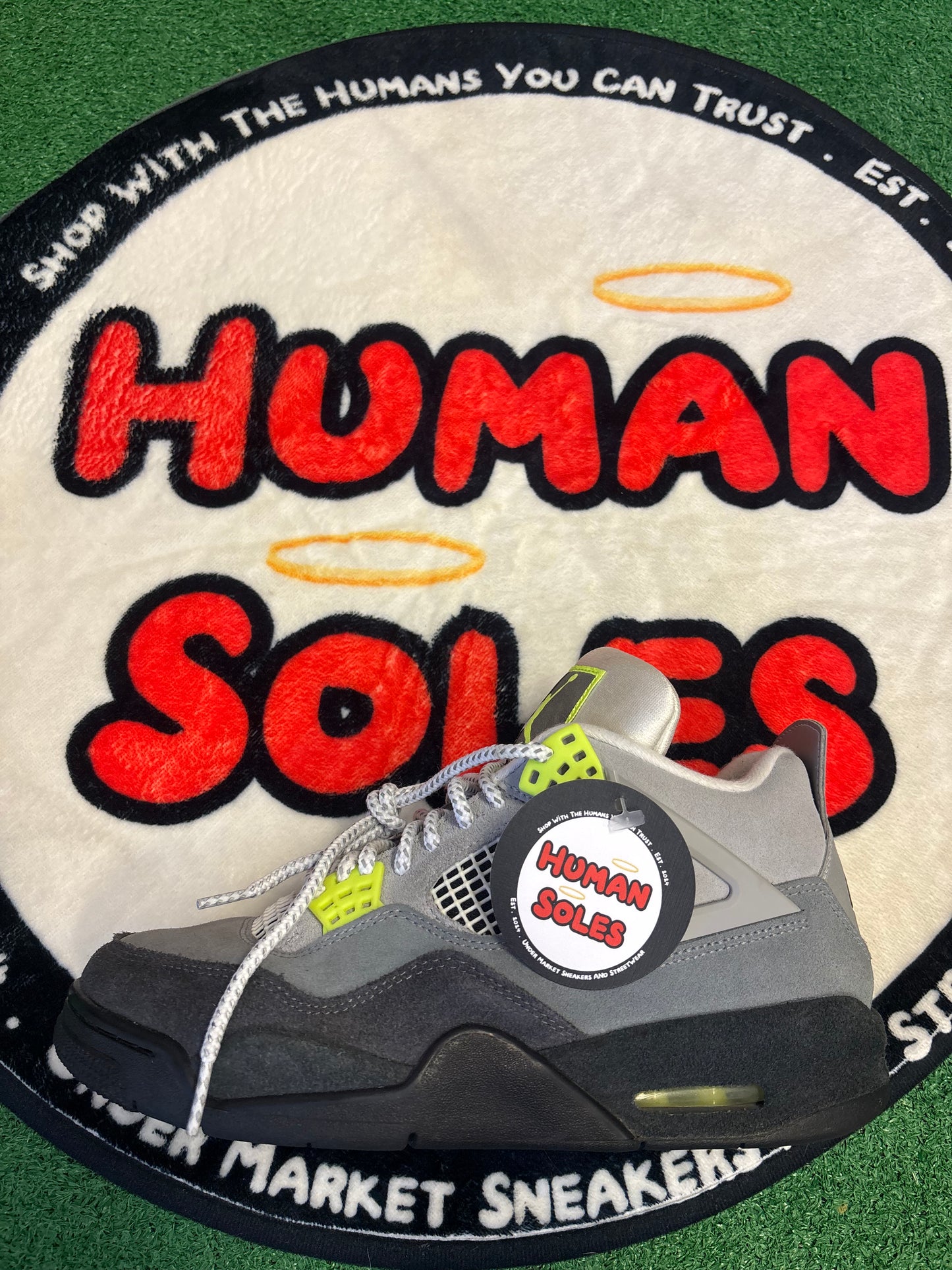 Jordan 4 ‘Neon’|Size 8.5M/10W