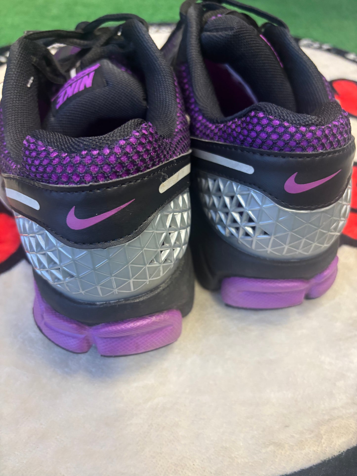 Nike Zoom Vomero ‘Black Vivid Purple’|Size 10M
