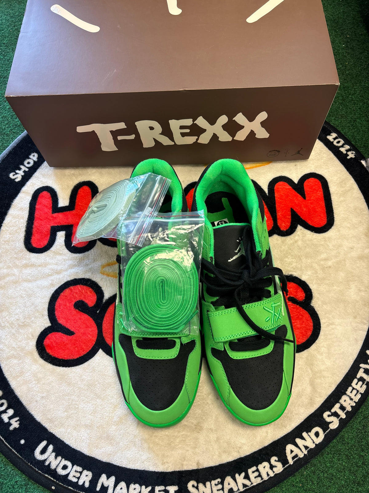 Travis Scott Jordan T-Rexx ‘Green Spark’|Size 9.5M/11W