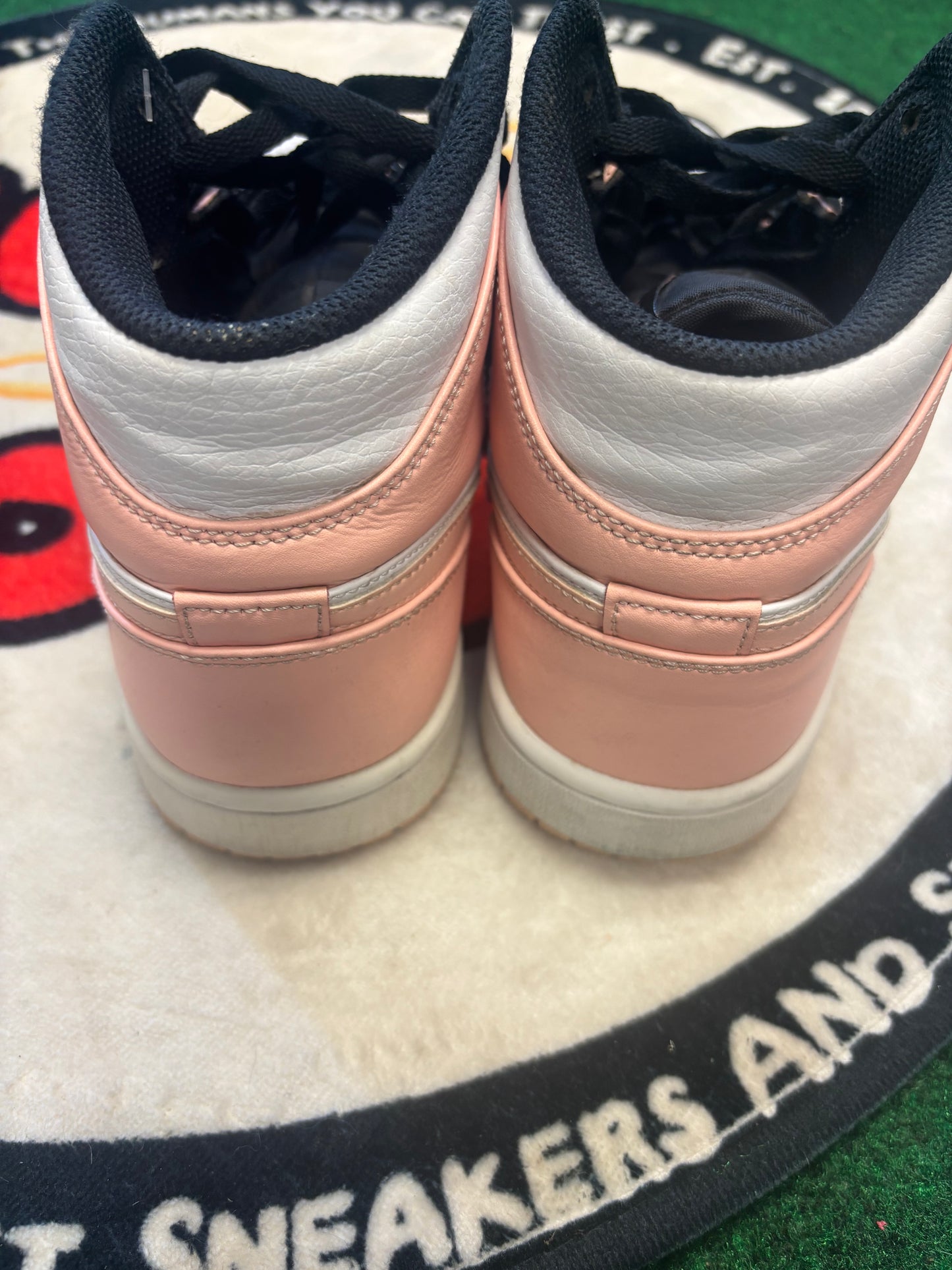Jordan 1 ‘Artic Pink’|Size 8.5M/10W
