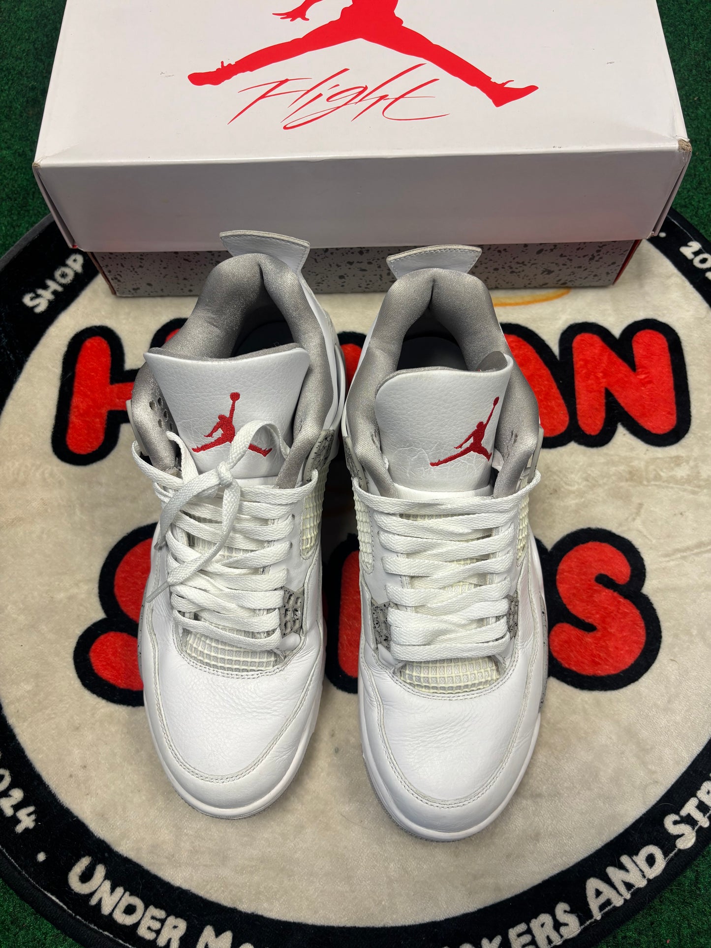 Jordan 4 ‘White Oreo’|Size 10.5M