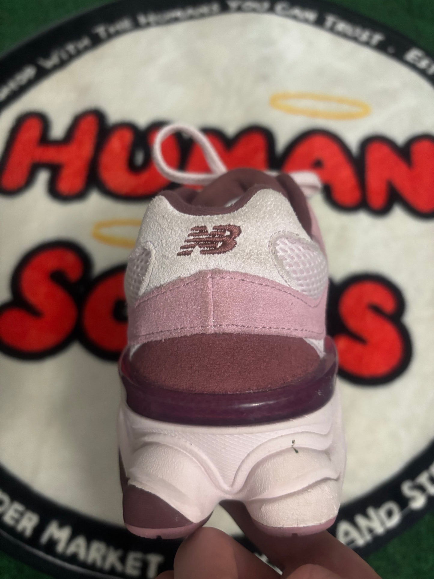New Balance 9060 ‘Pink Granite’|Size 7M/8.5W￼