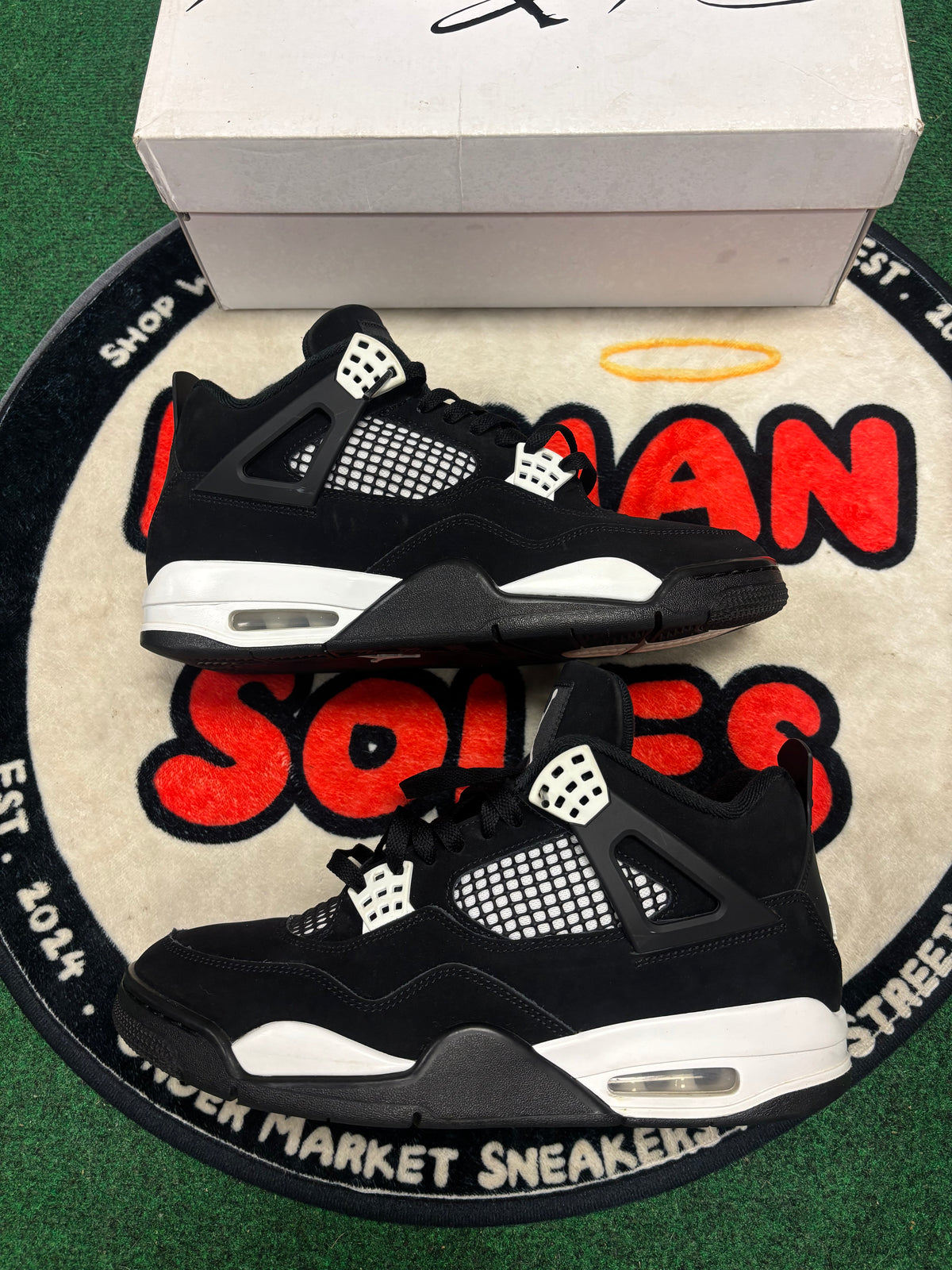 Jordan 4 ‘White Thunder’|Size 10.5M
