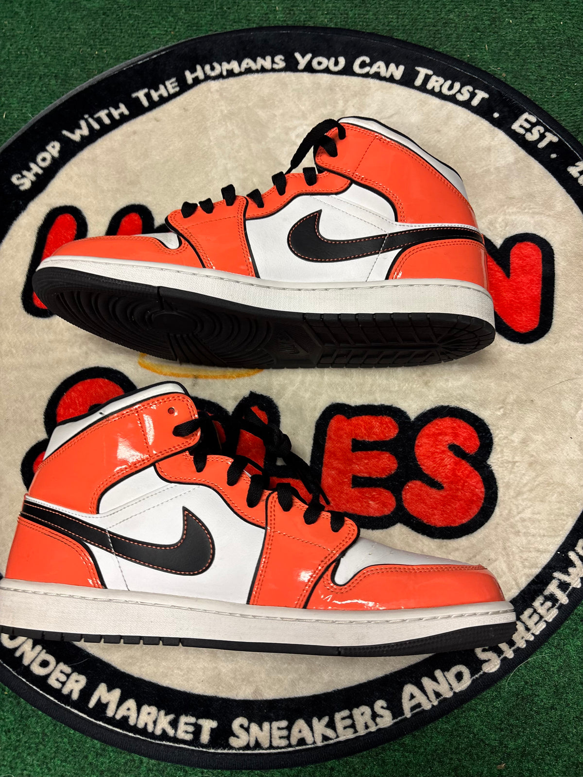 Jordan 1 Mid ‘Turf Orange’|Size 12M