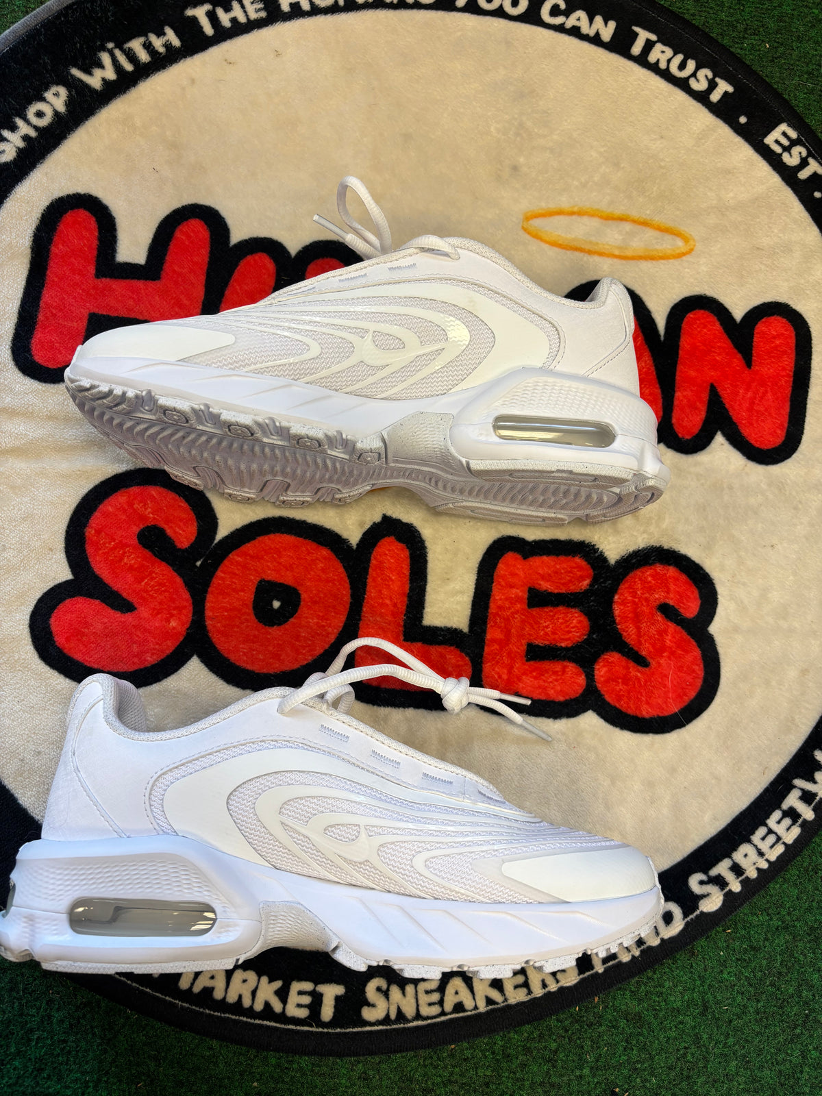 Nike Air Max Fire ‘Triple White’|Size 8M/9.5W