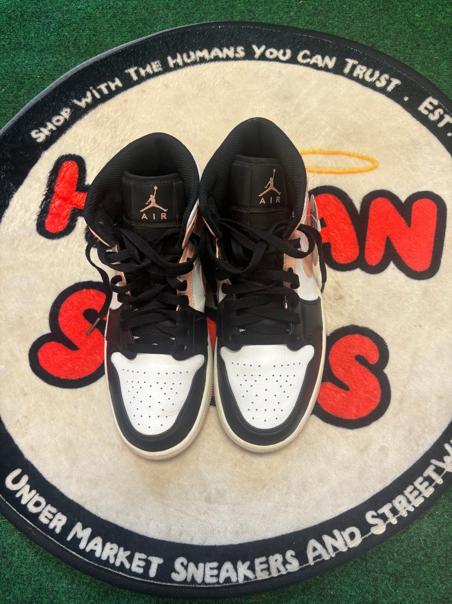 Jordan 1 ‘Artic Pink’|Size 8.5M/10W