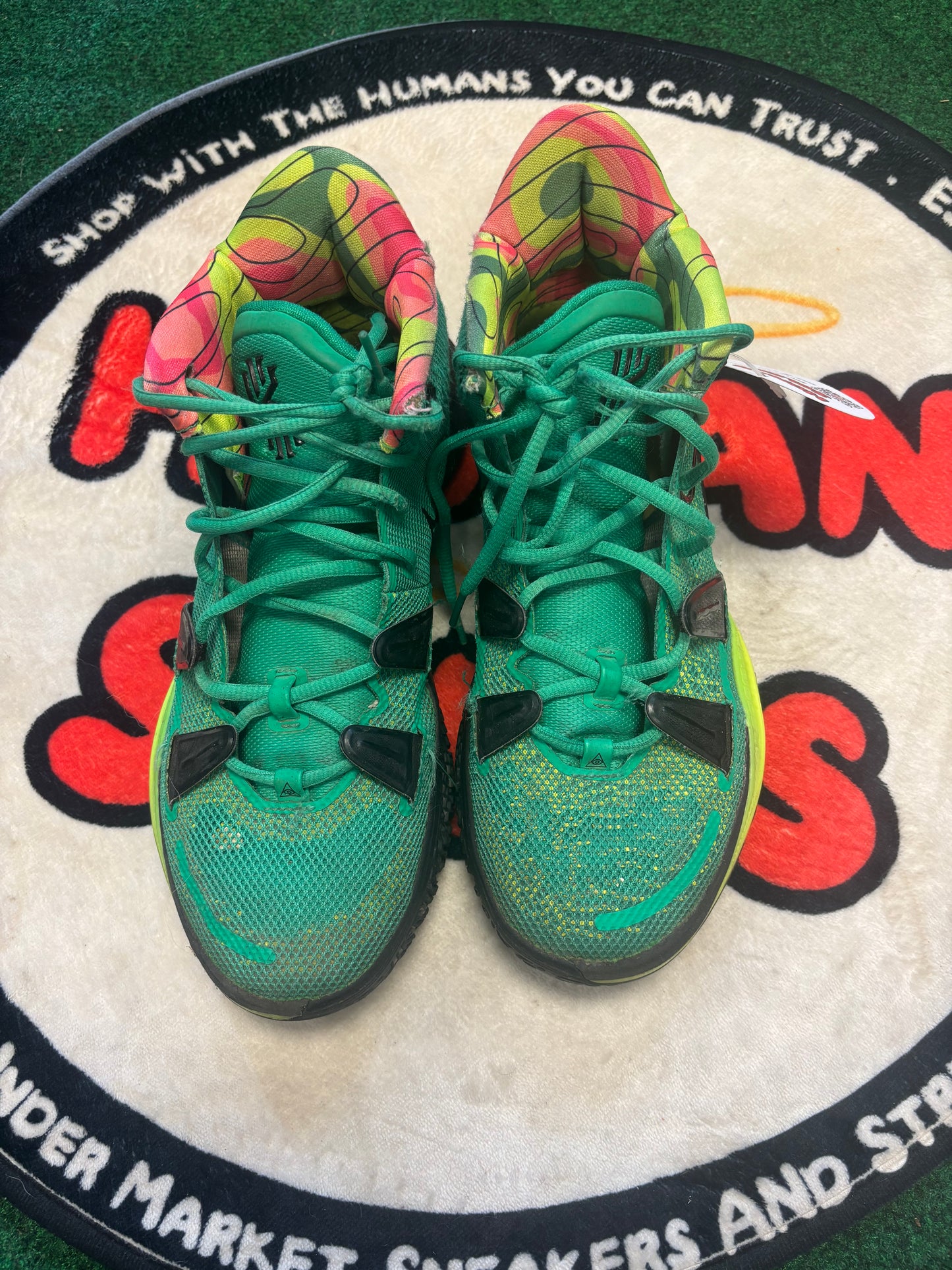 Nike Kyrie ‘Ray Gun’|Size 10M