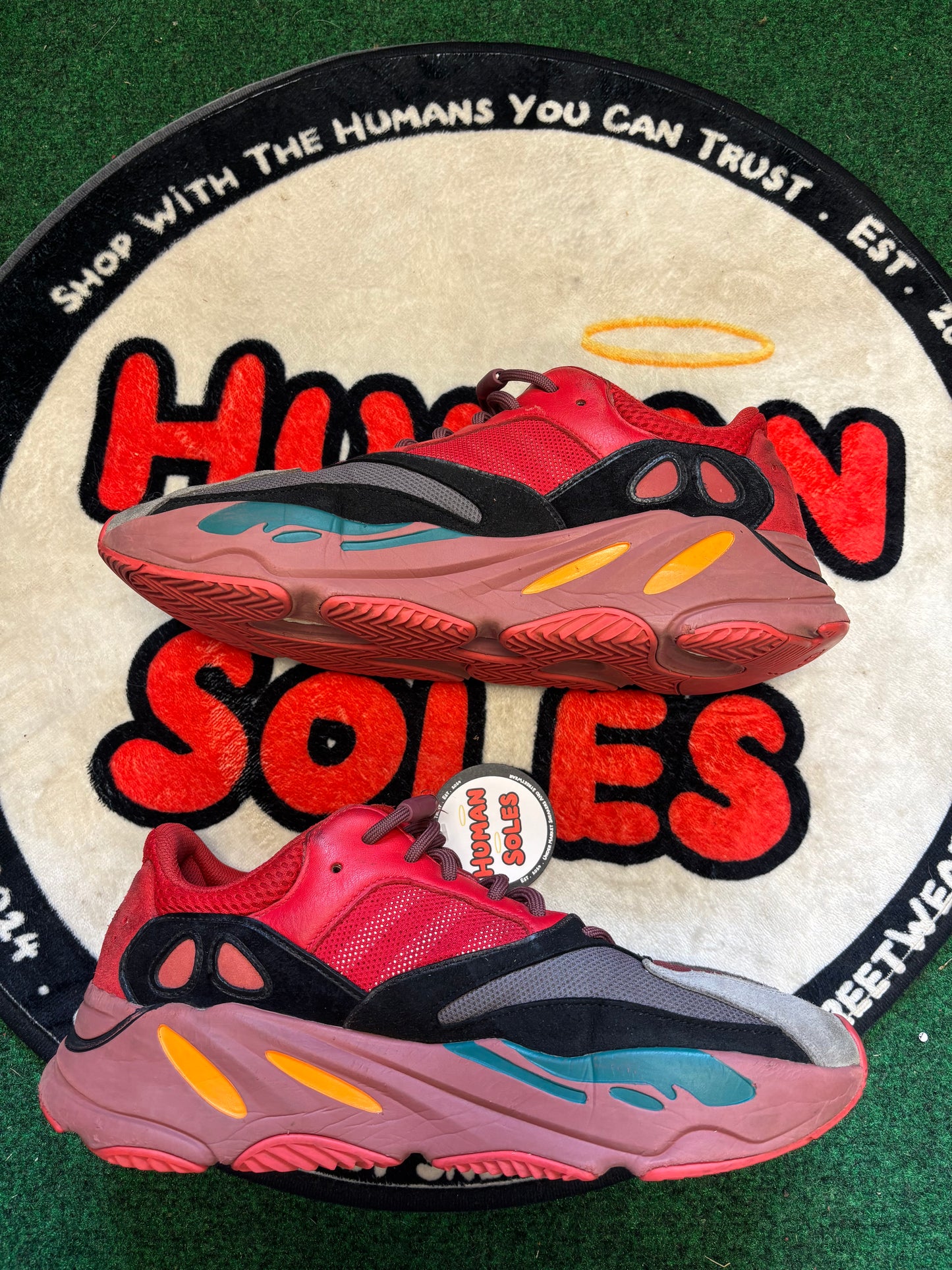 Yeezy 700 ‘Red’|Size 13M