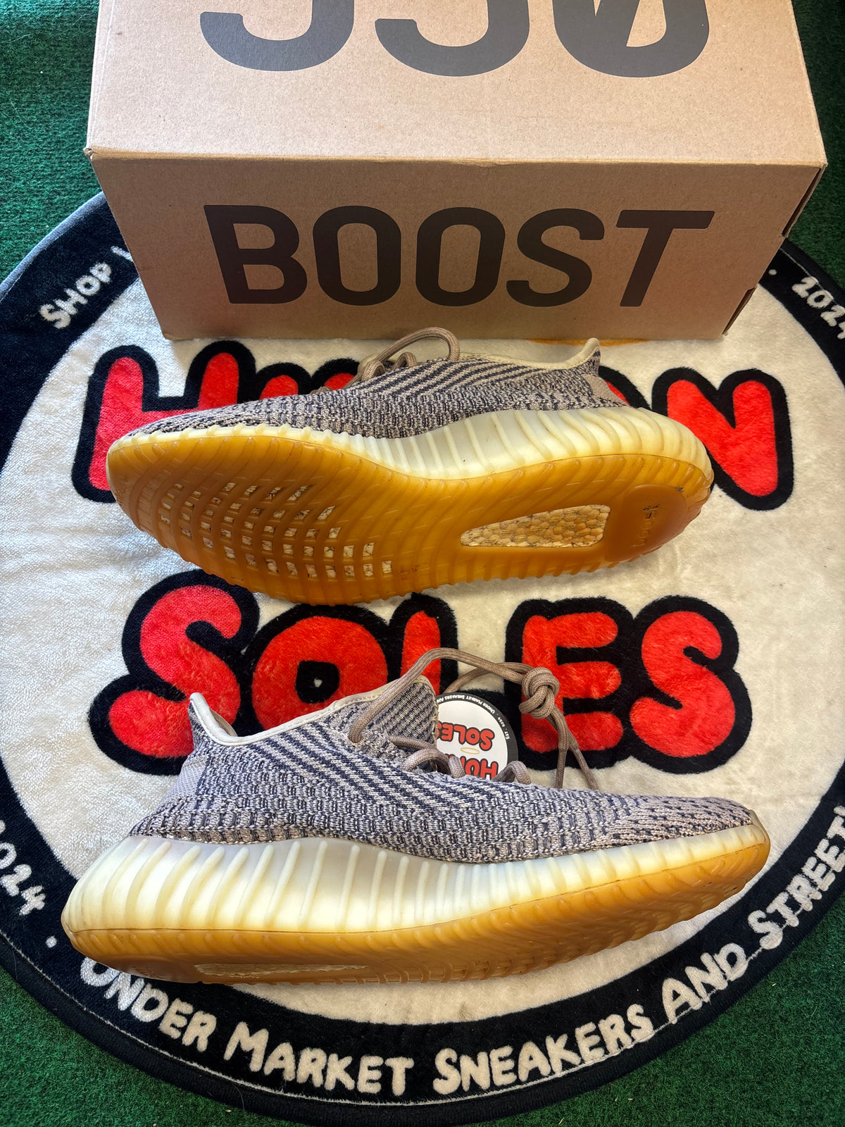 Yeezy Boost 350 ‘Ash Pearl’|Size 9.5M/11W