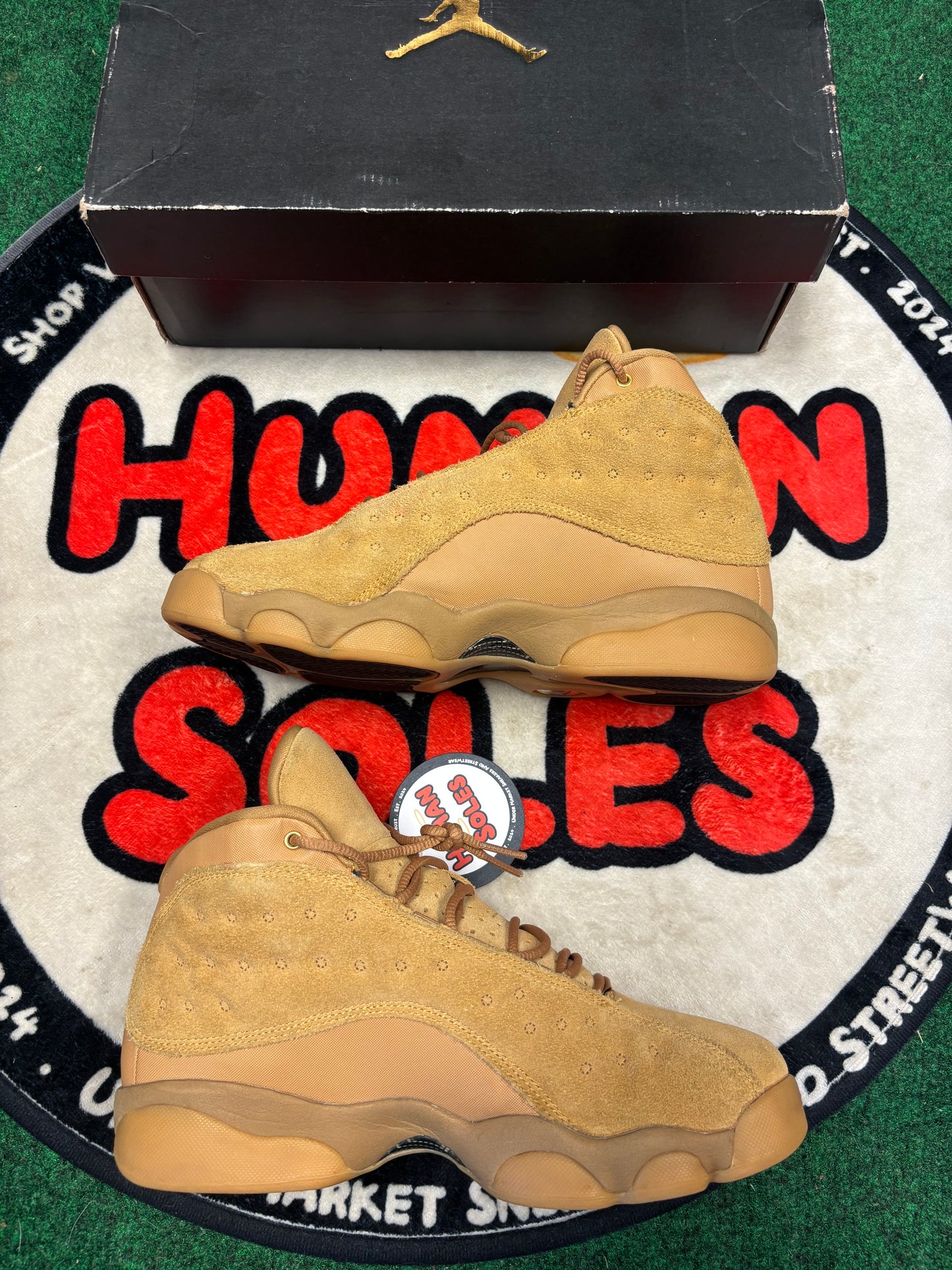 Jordan 13 ‘Wheat’|Size 7M/8.5W