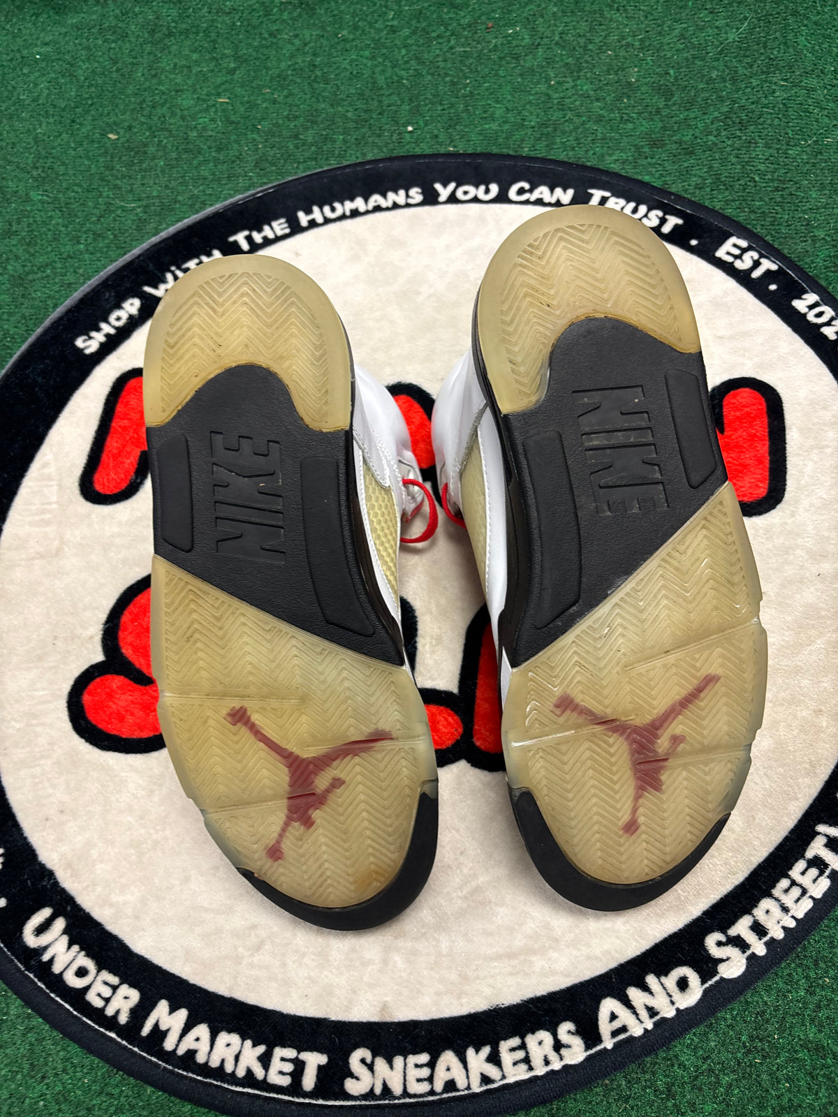 Jordan 5 ‘Fire Red’|Size 10.5M